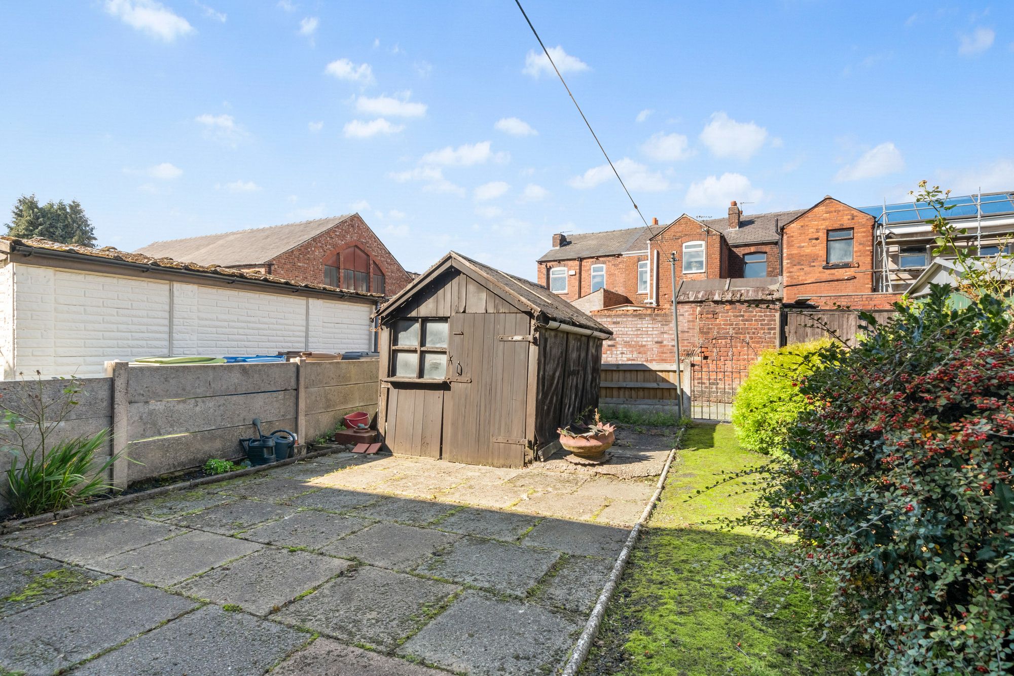 Mains Avenue, Bamfurlong, WN2