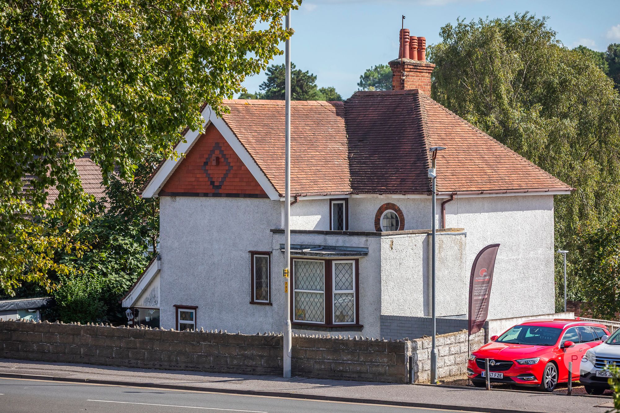Bournemouth Road, Lower Parkstone, Poole, BH14 9AN