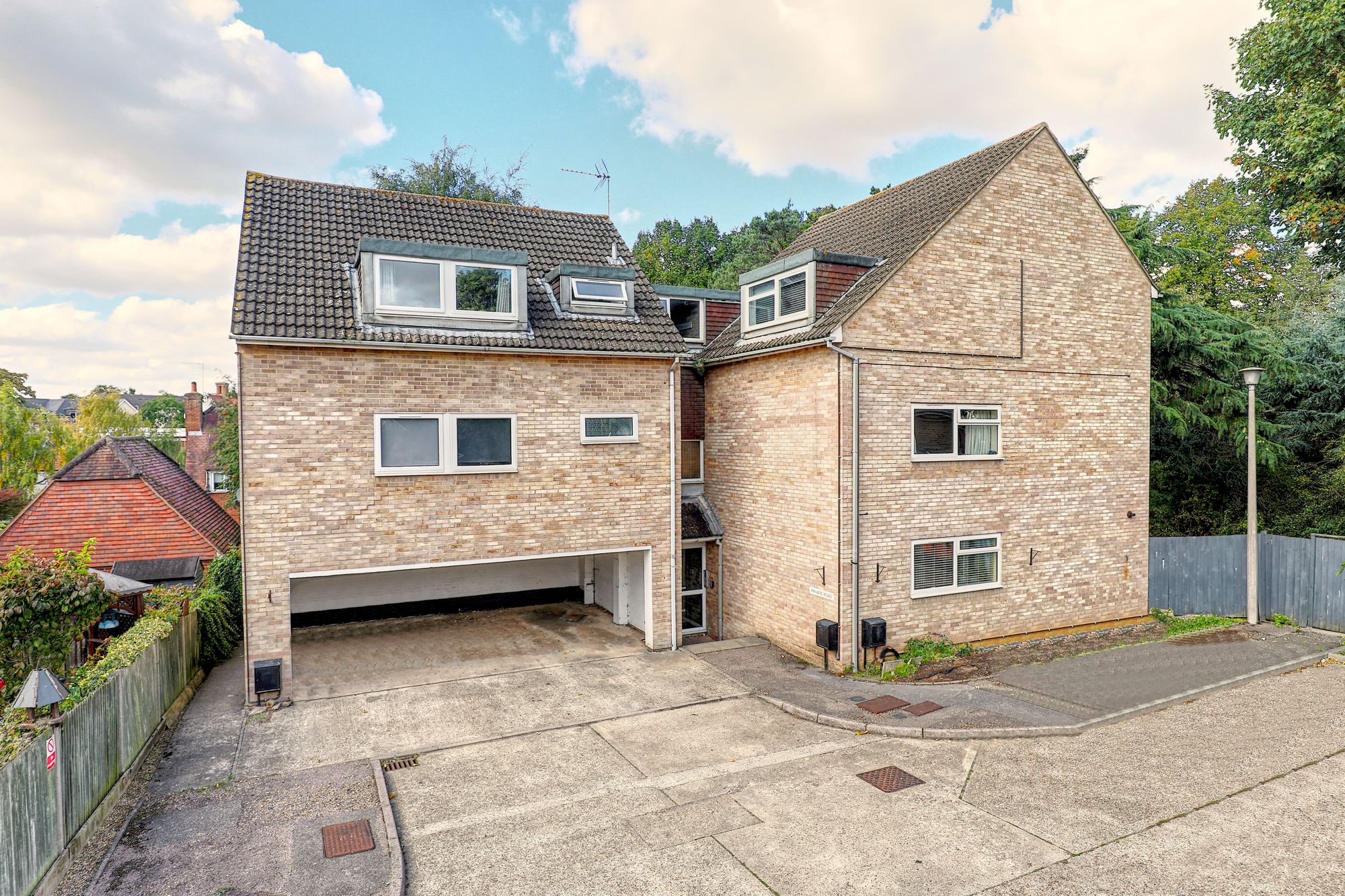 Bourne Close, Ware, SG12