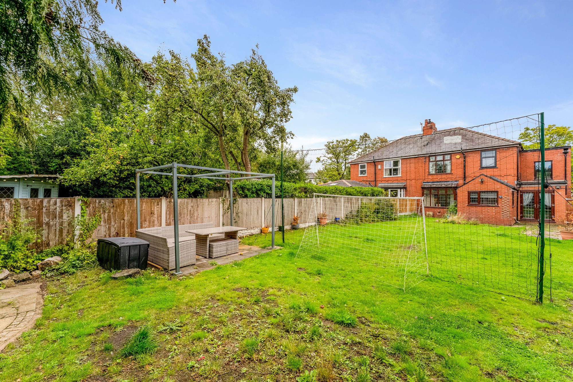 Coroners Lane, Widnes