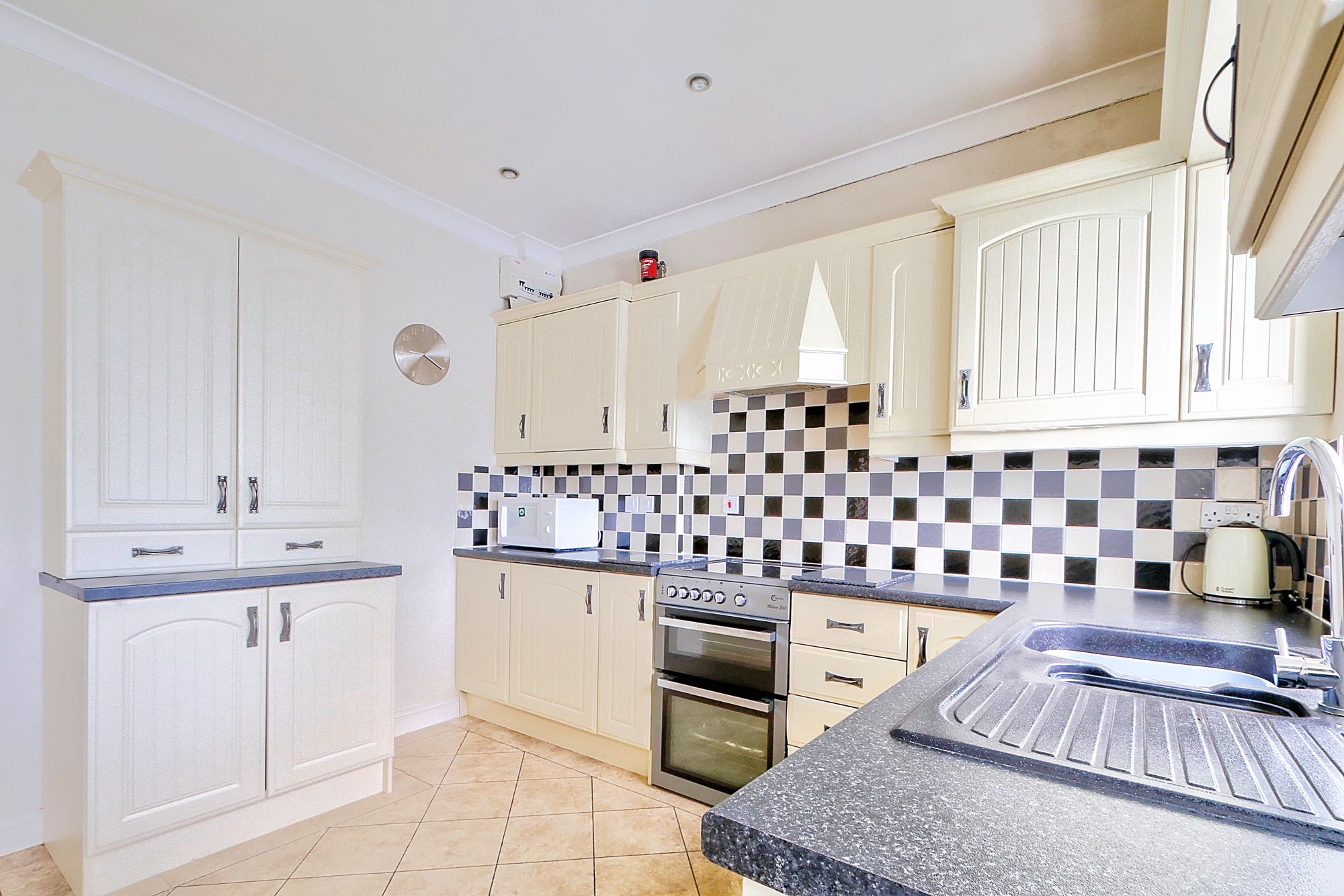 _MG_8699_700_701_Enhancer