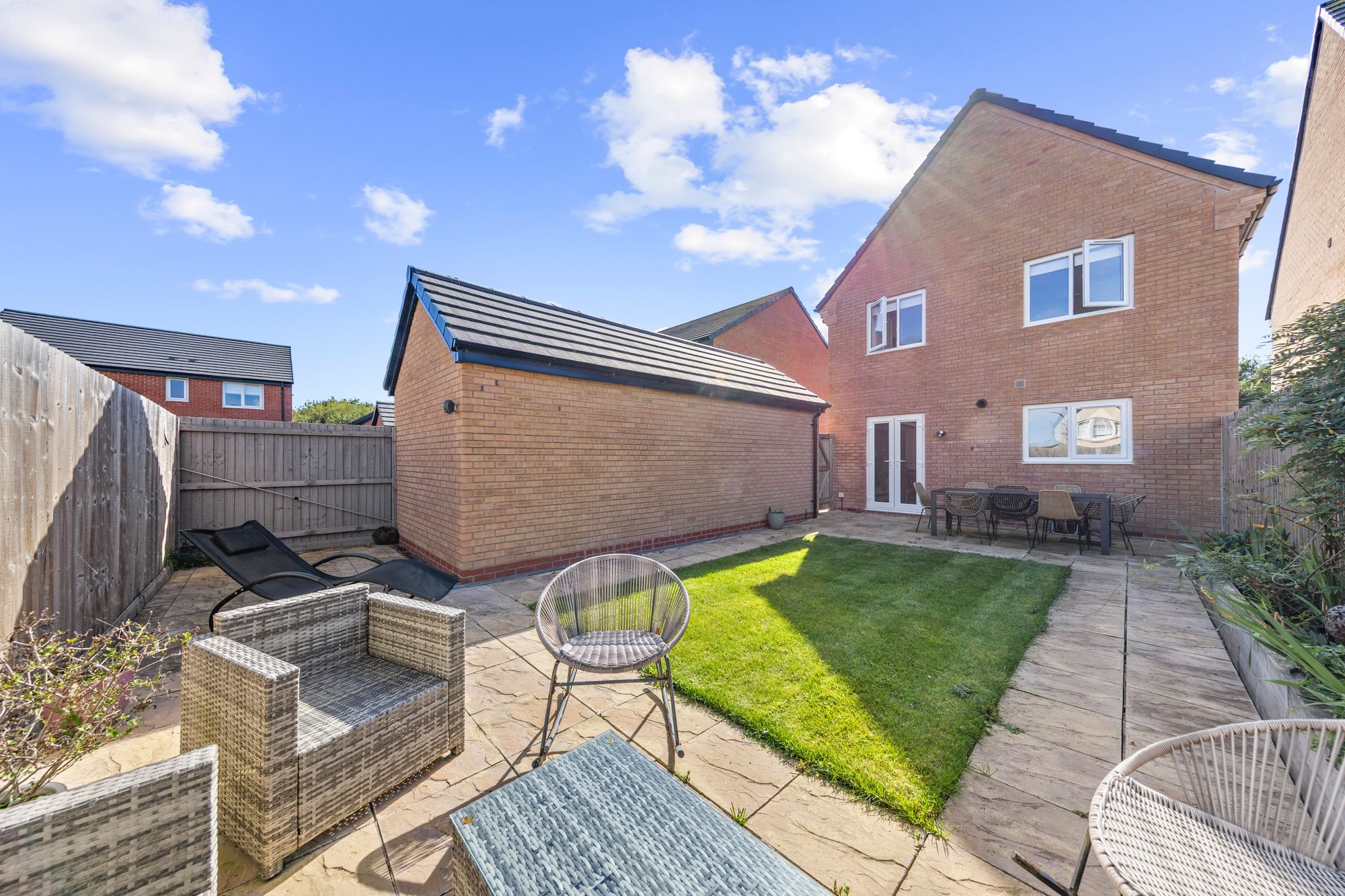 Golf Gardens, Great Sankey, WA5