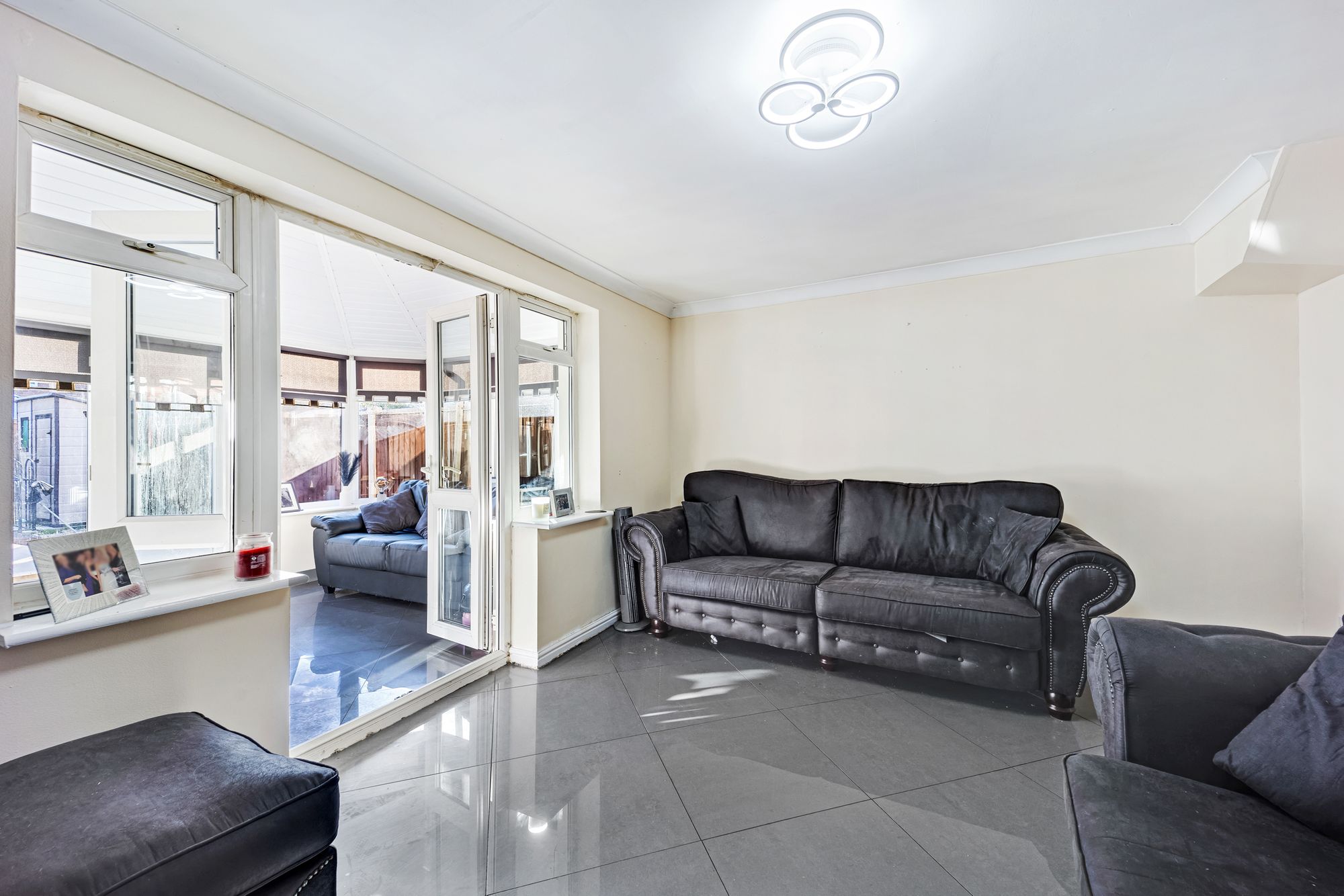 Knightsbridge Close, Widnes