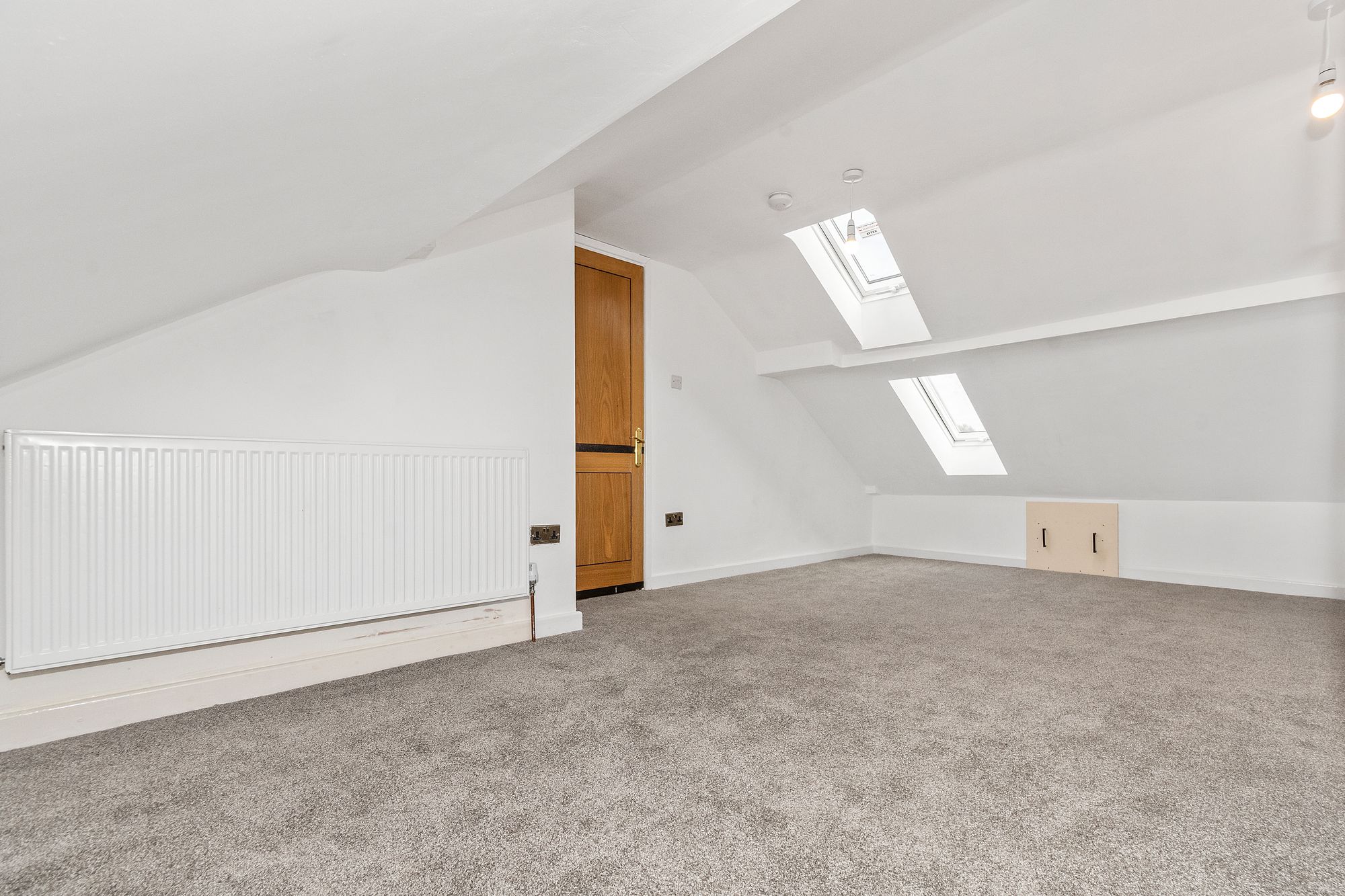 Rothesay Close, St. Helens, WA11