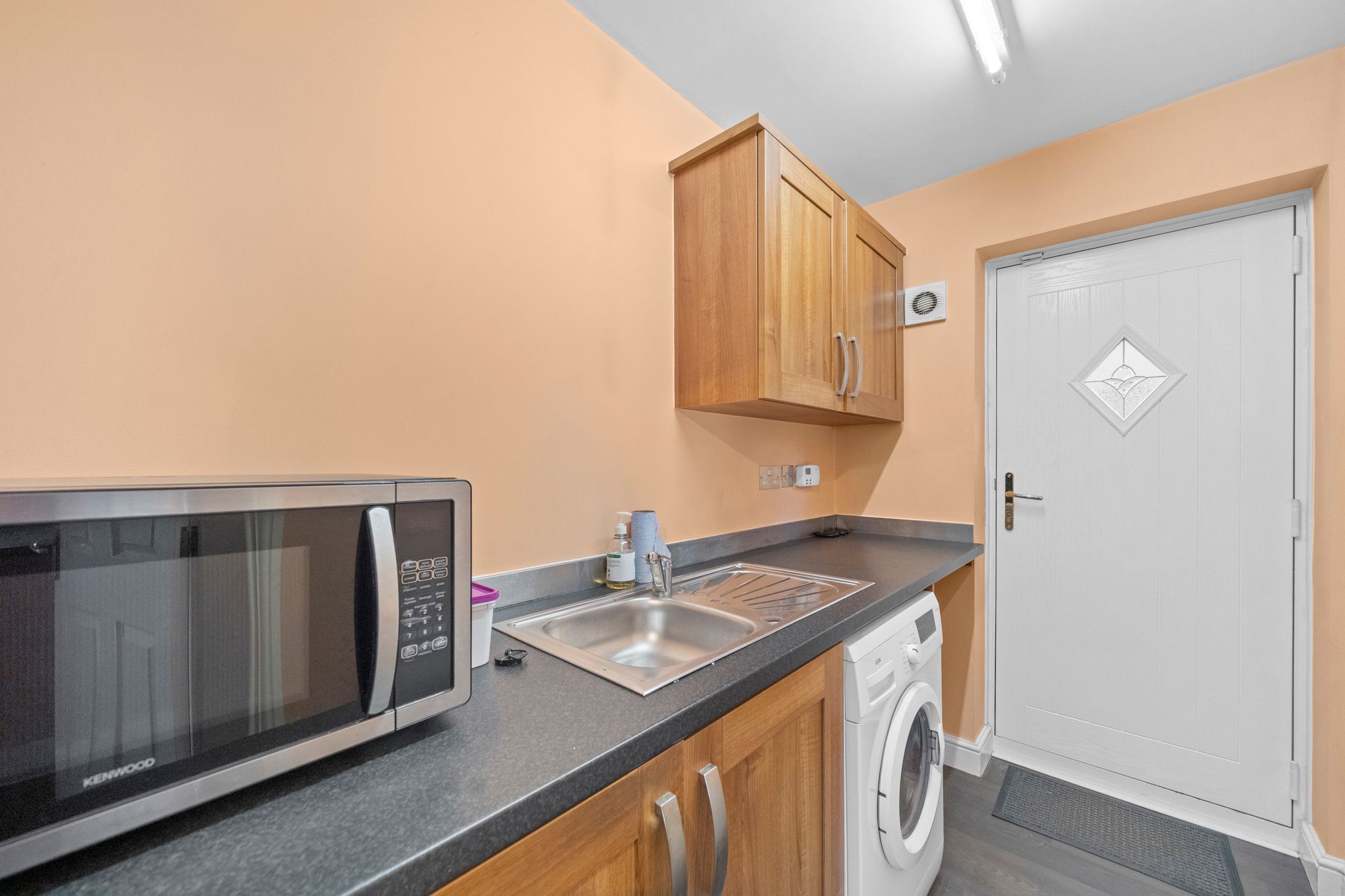 Albion Close, Manchester