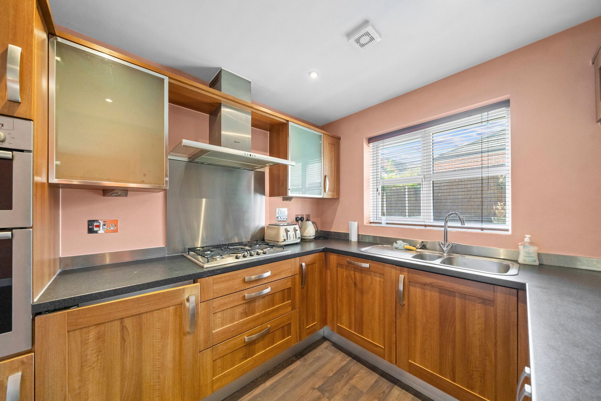 Albion Close, Manchester