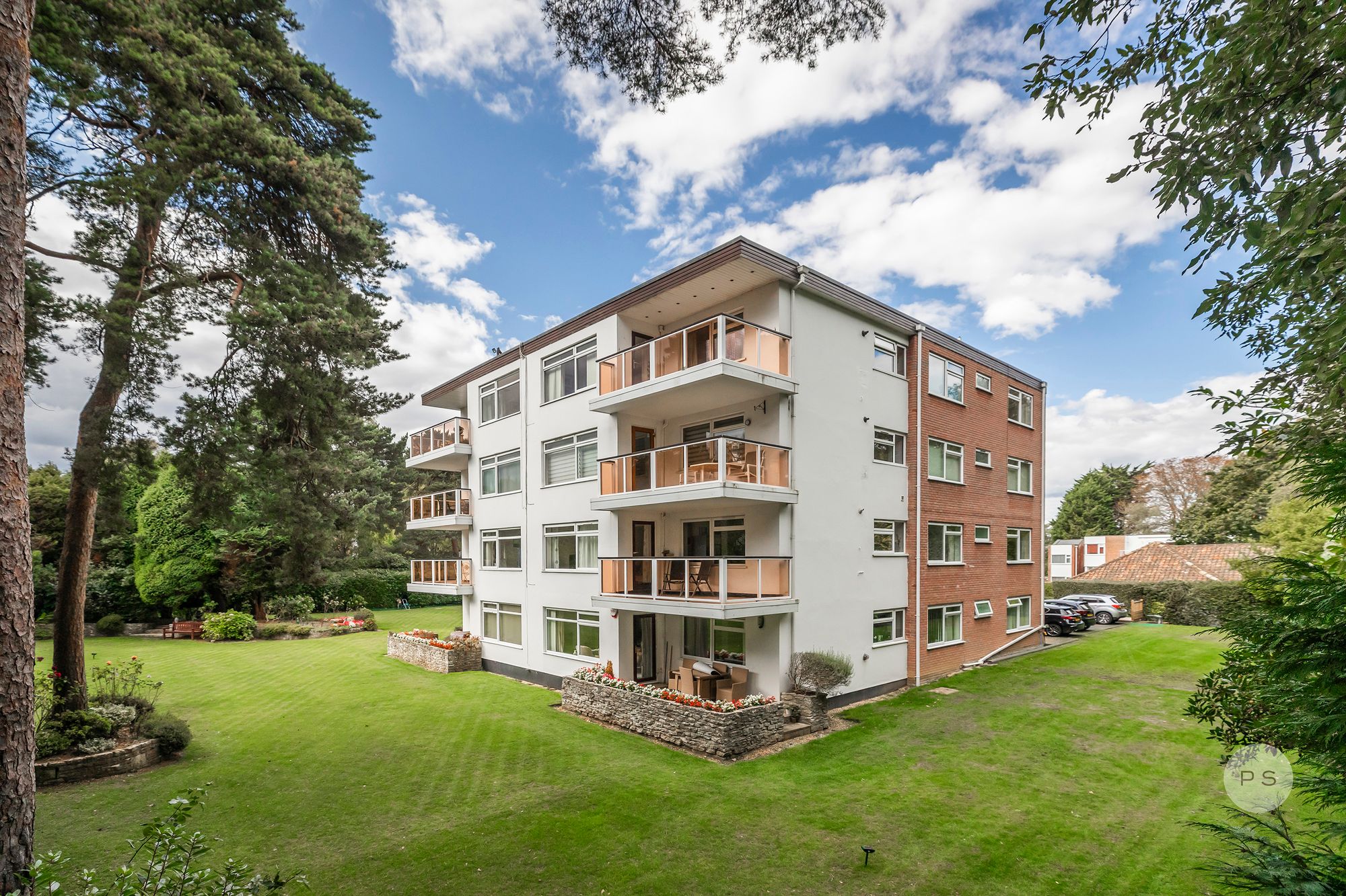 Martello Road South, Branksome Park, Poole, BH13 7HQ