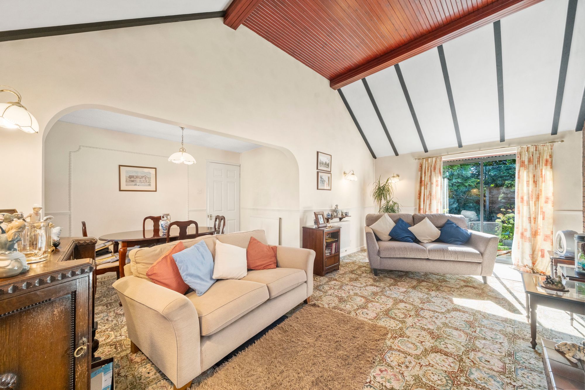 Leighton Drive, Leigh