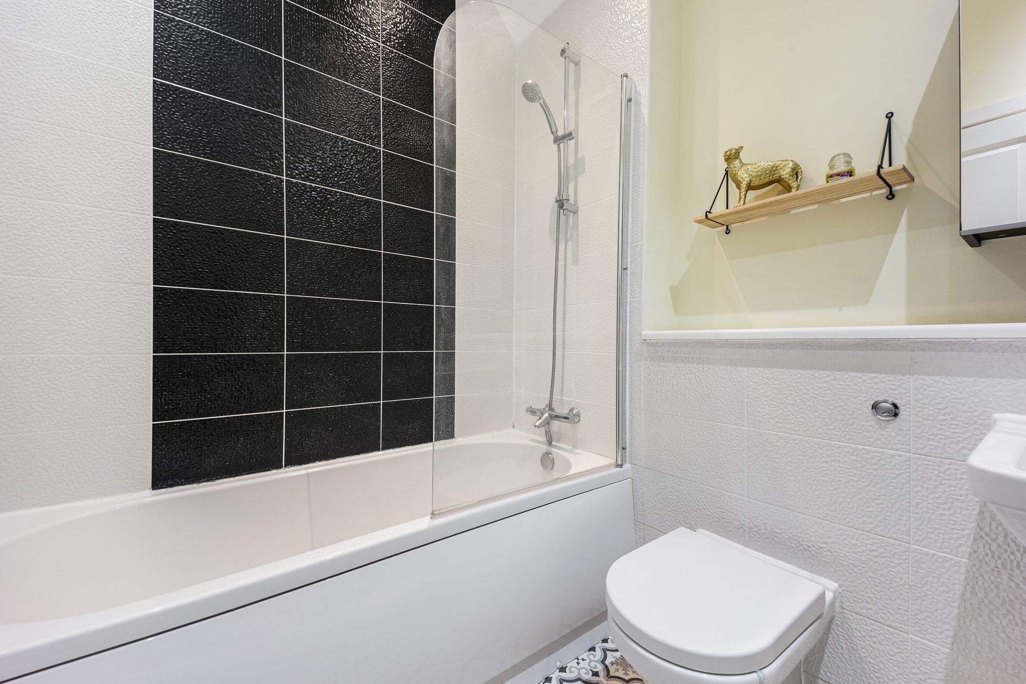 Ellison Street, Widnes, WA8