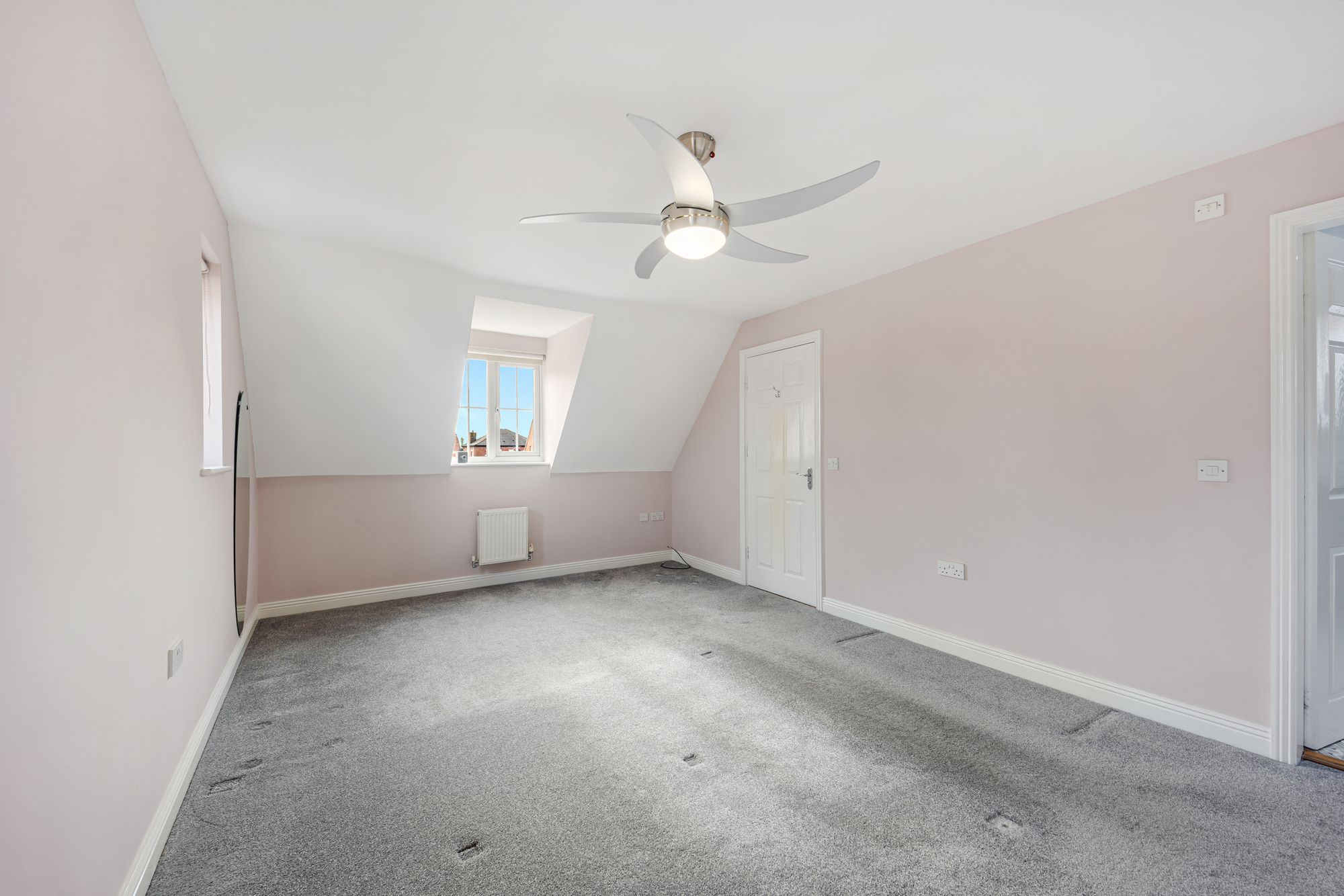 Regency Park, Widnes, WA8