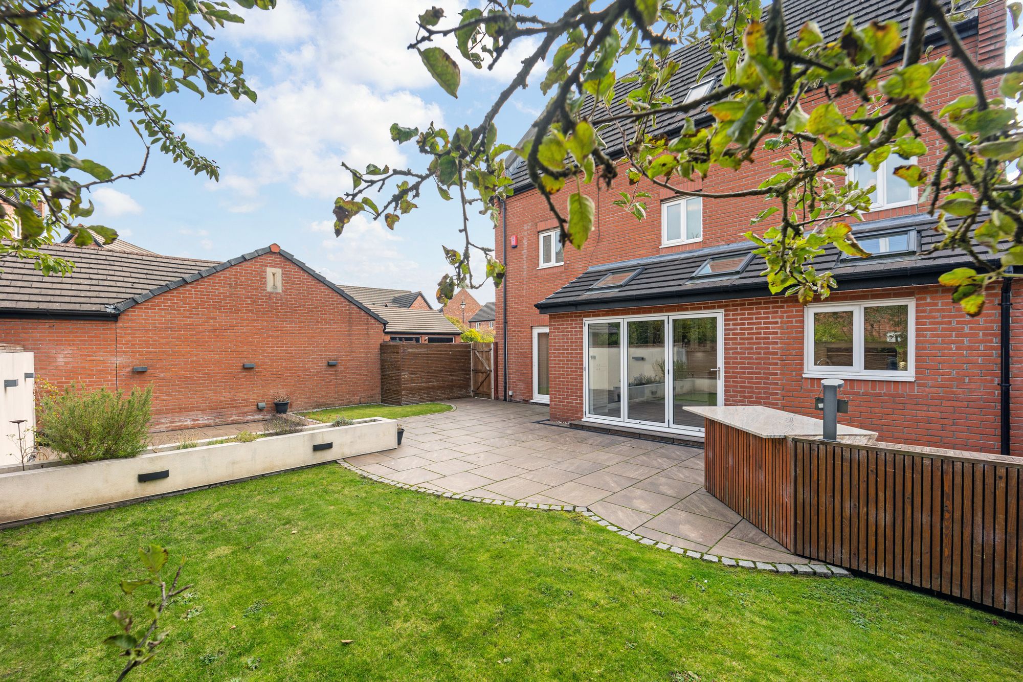 Regency Park, Widnes, WA8