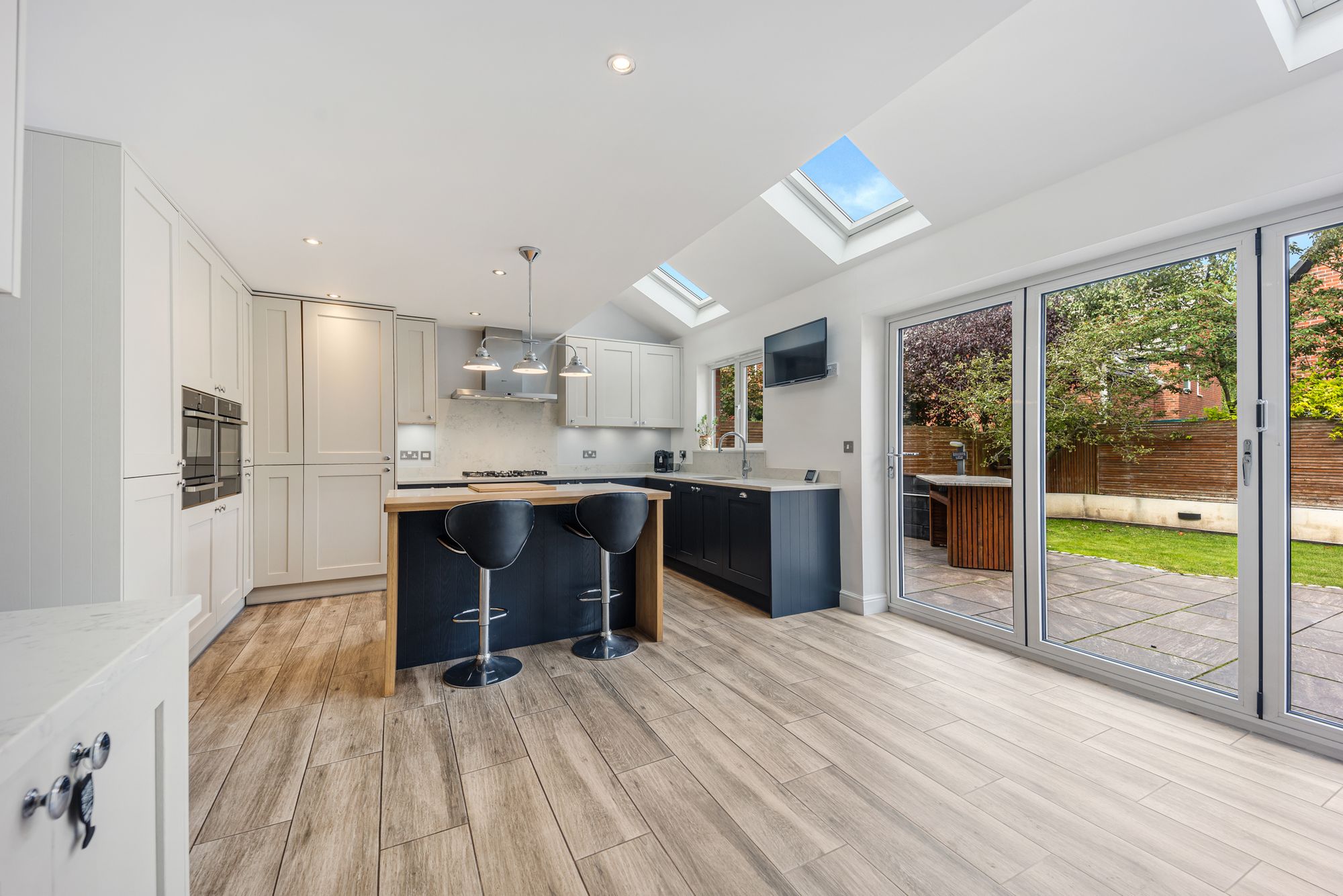 Regency Park, Widnes, WA8