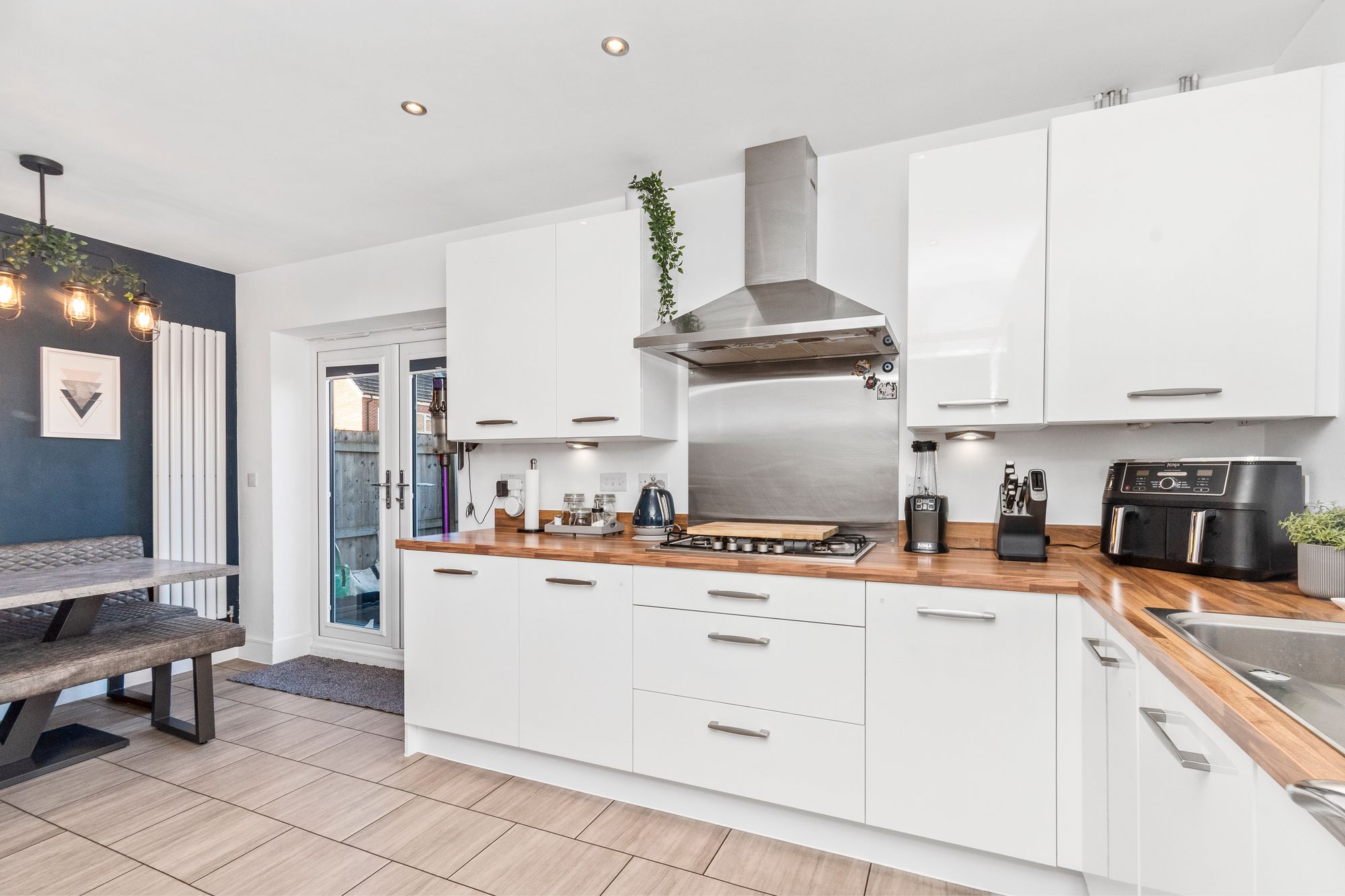 Stargate Close, St. Helens, WA9