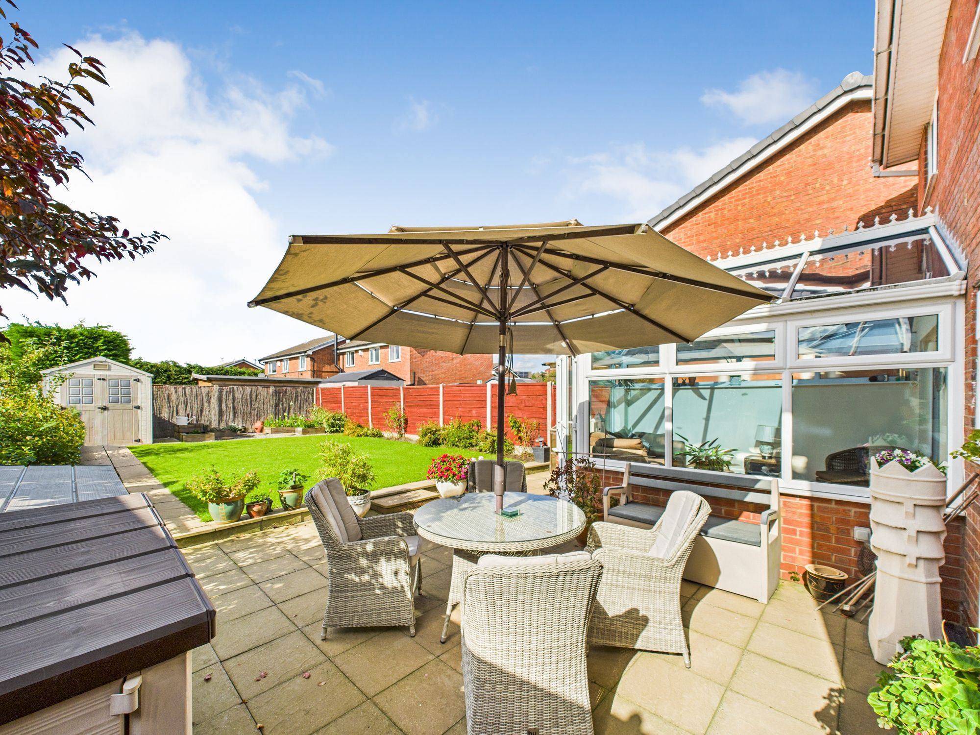 CAM05197G0 PR0128 STILL039