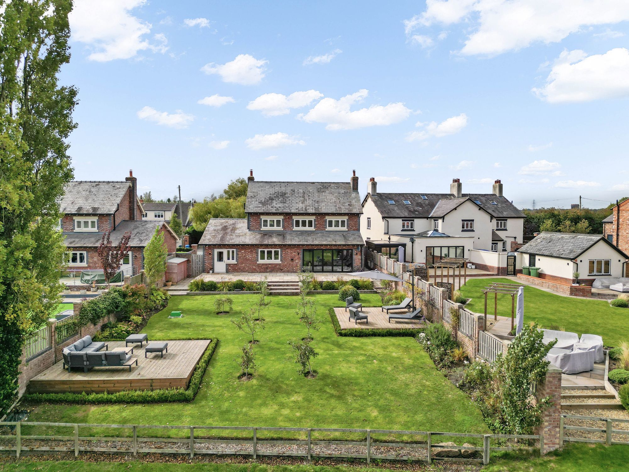 Windmill Lane, Preston On The Hill, WA4