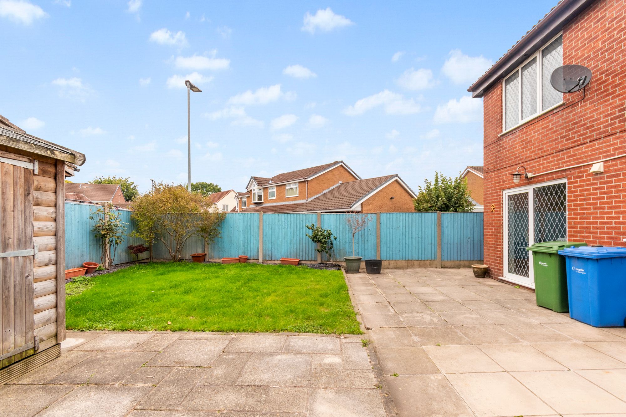 Oban Grove, Fearnhead, WA2