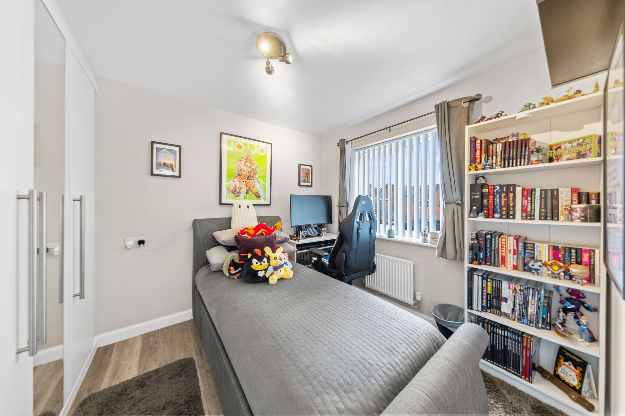 Tulsa Gardens, Warrington