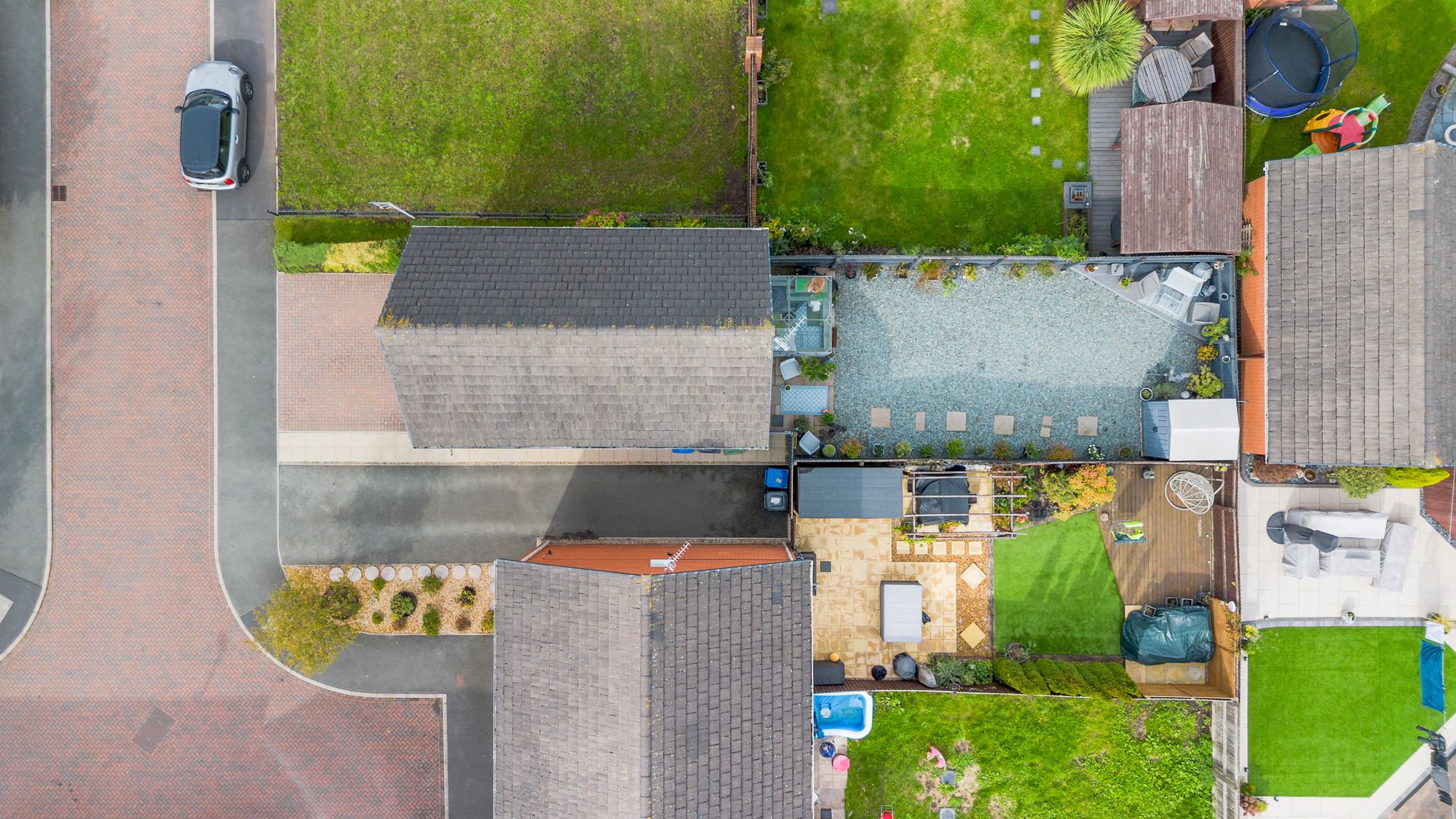 Tulsa Gardens, Warrington