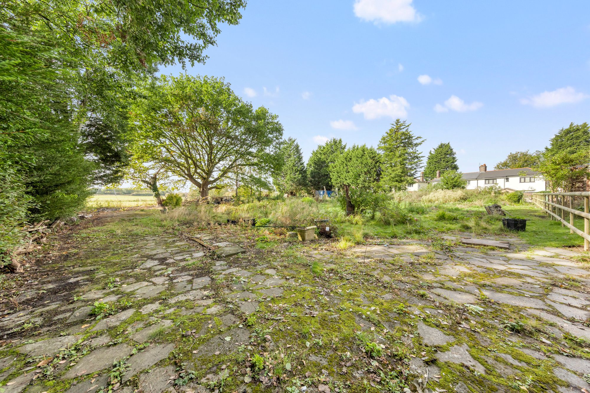 Land to the side of Mill Lane, Widnes