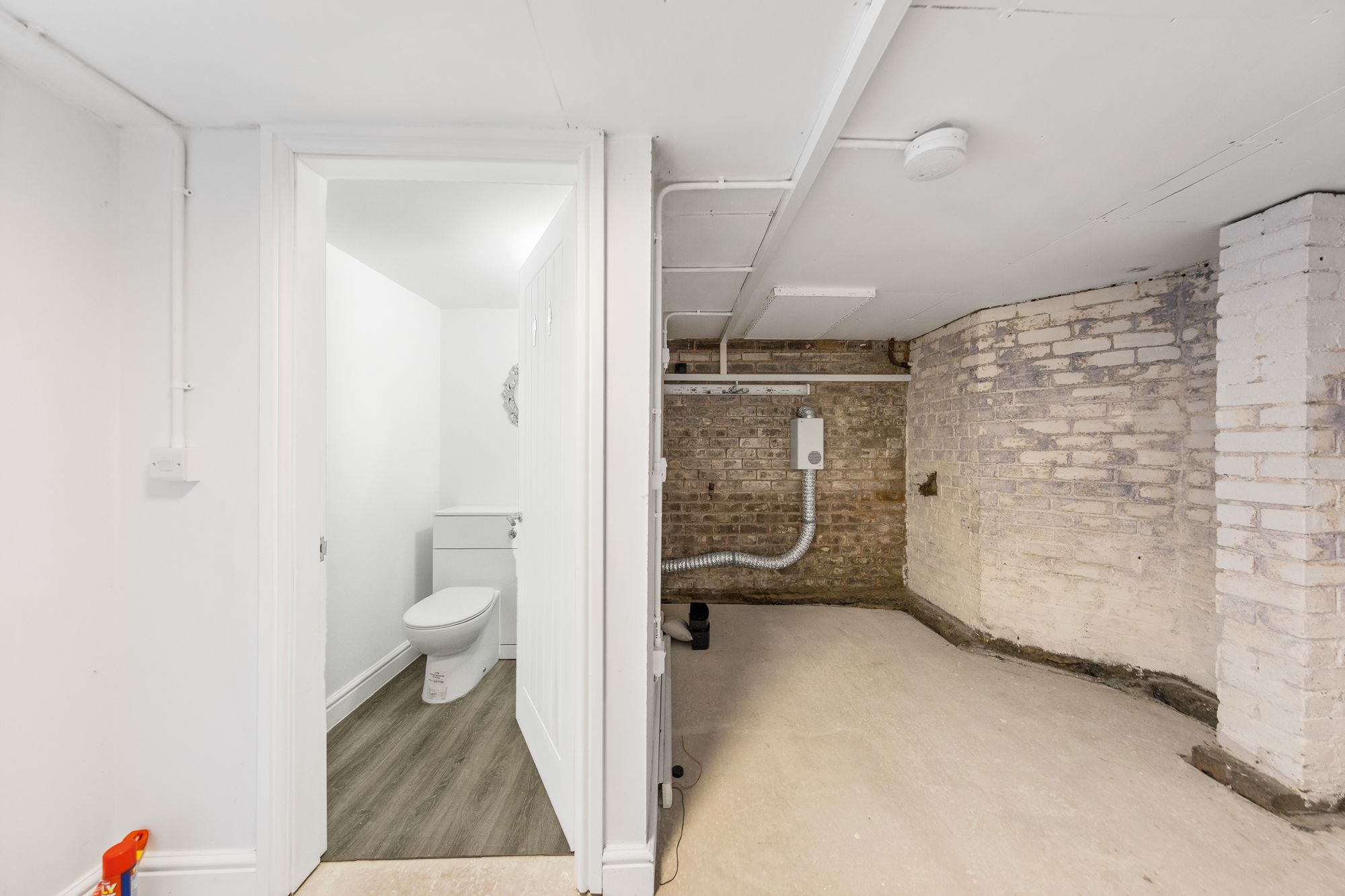 Knutsford Road, Grappenhall, WA4