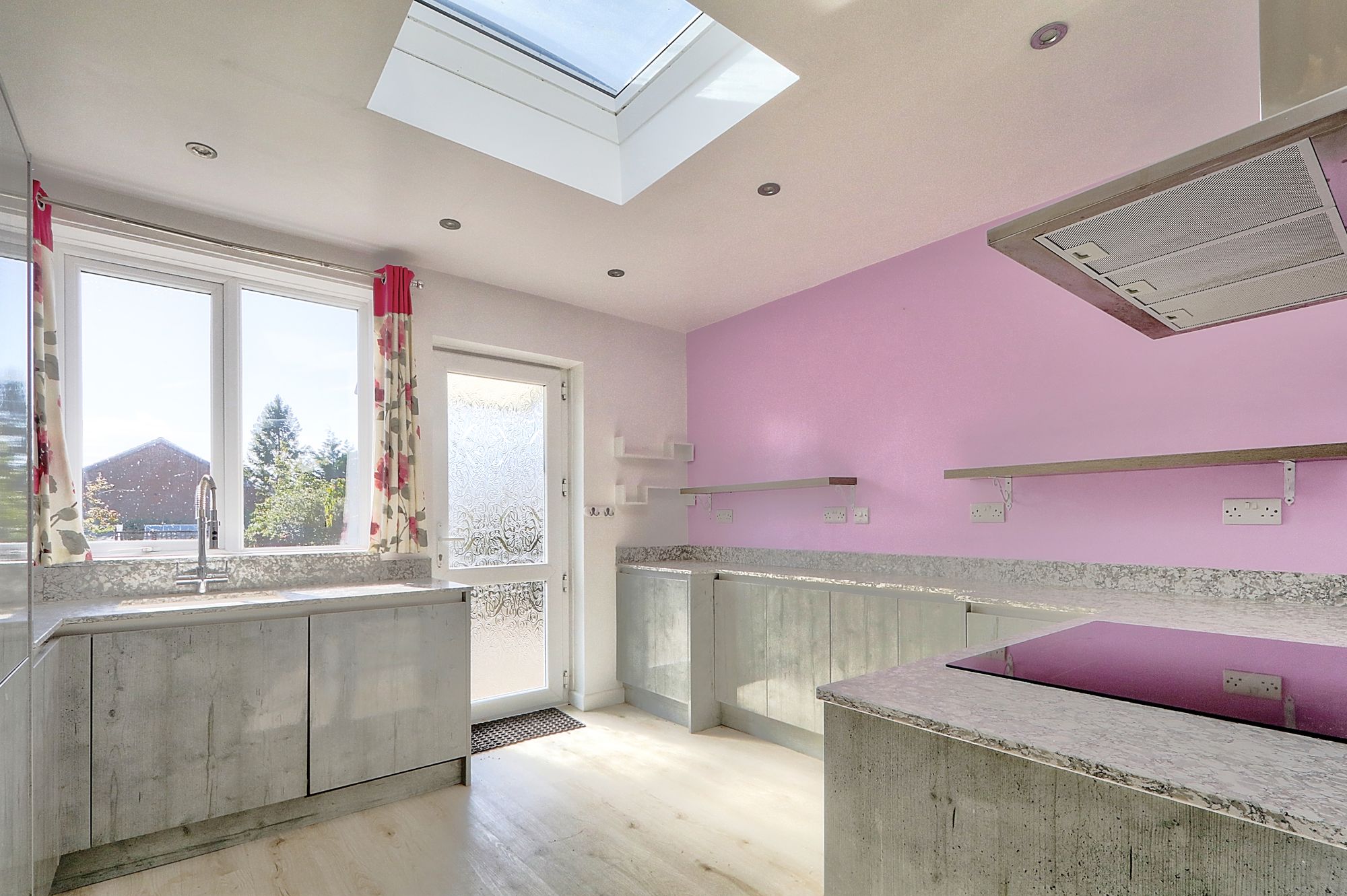 _MG_9641_2_3_Enhancer