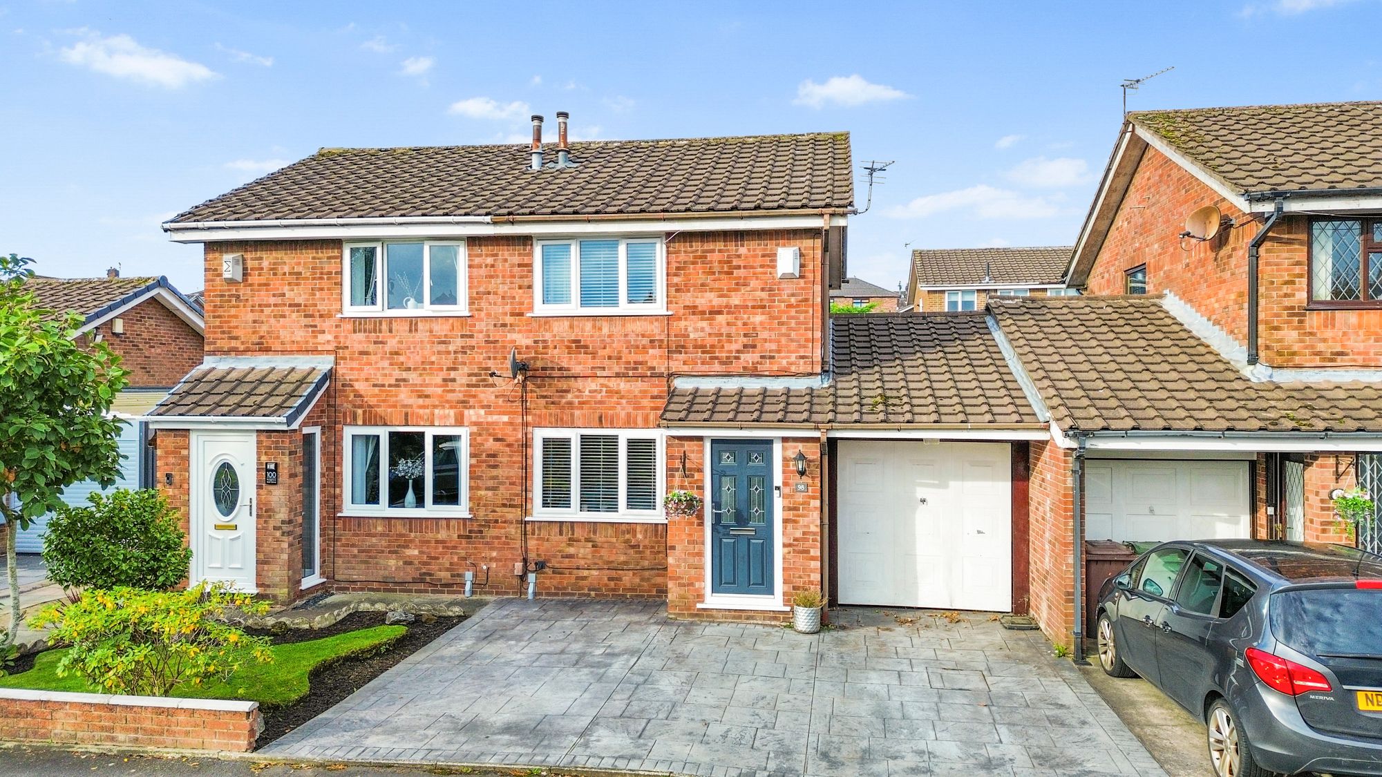 Nutgrove Hall Drive, St. Helens