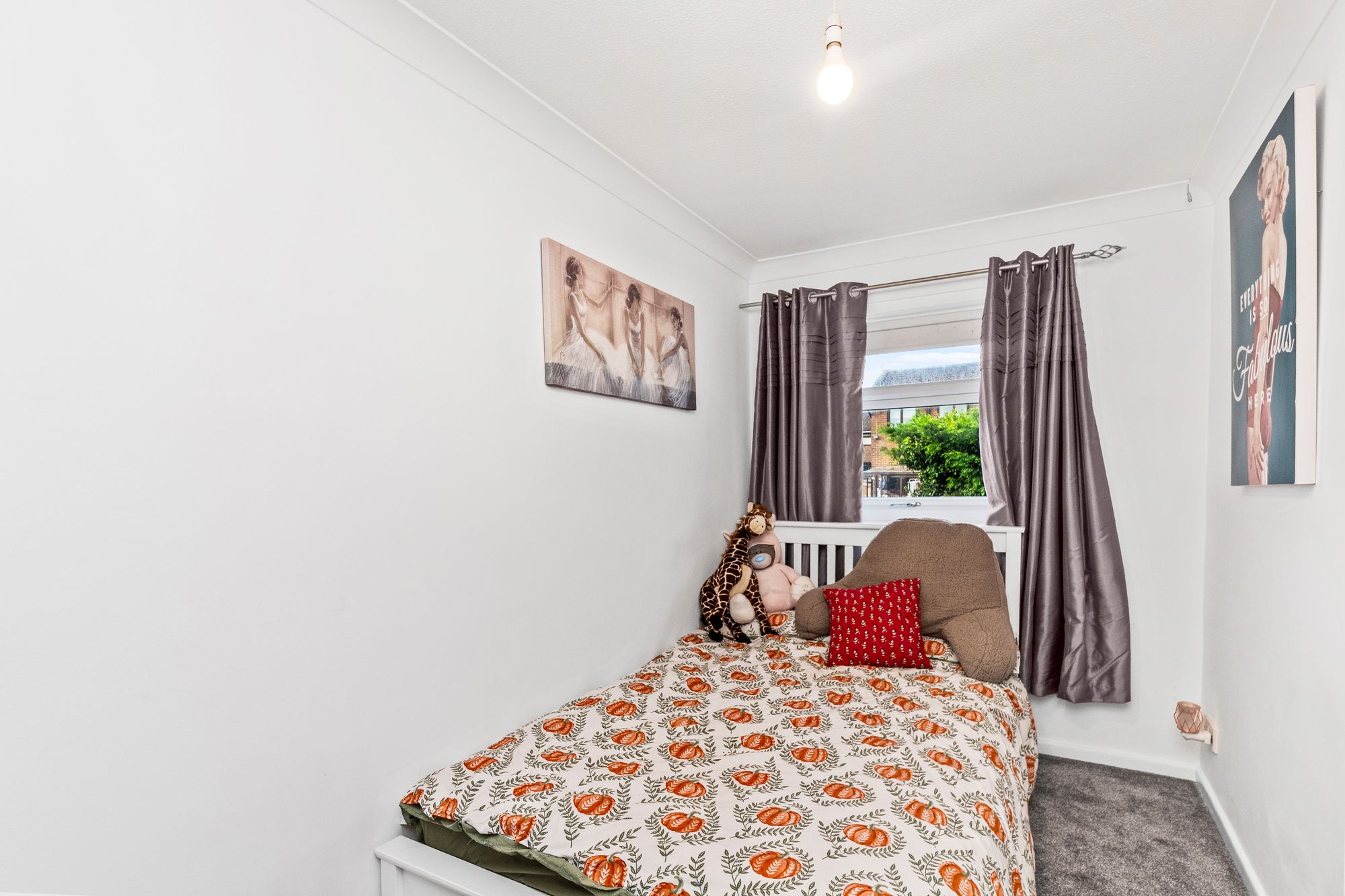 Nutgrove Hall Drive, St. Helens