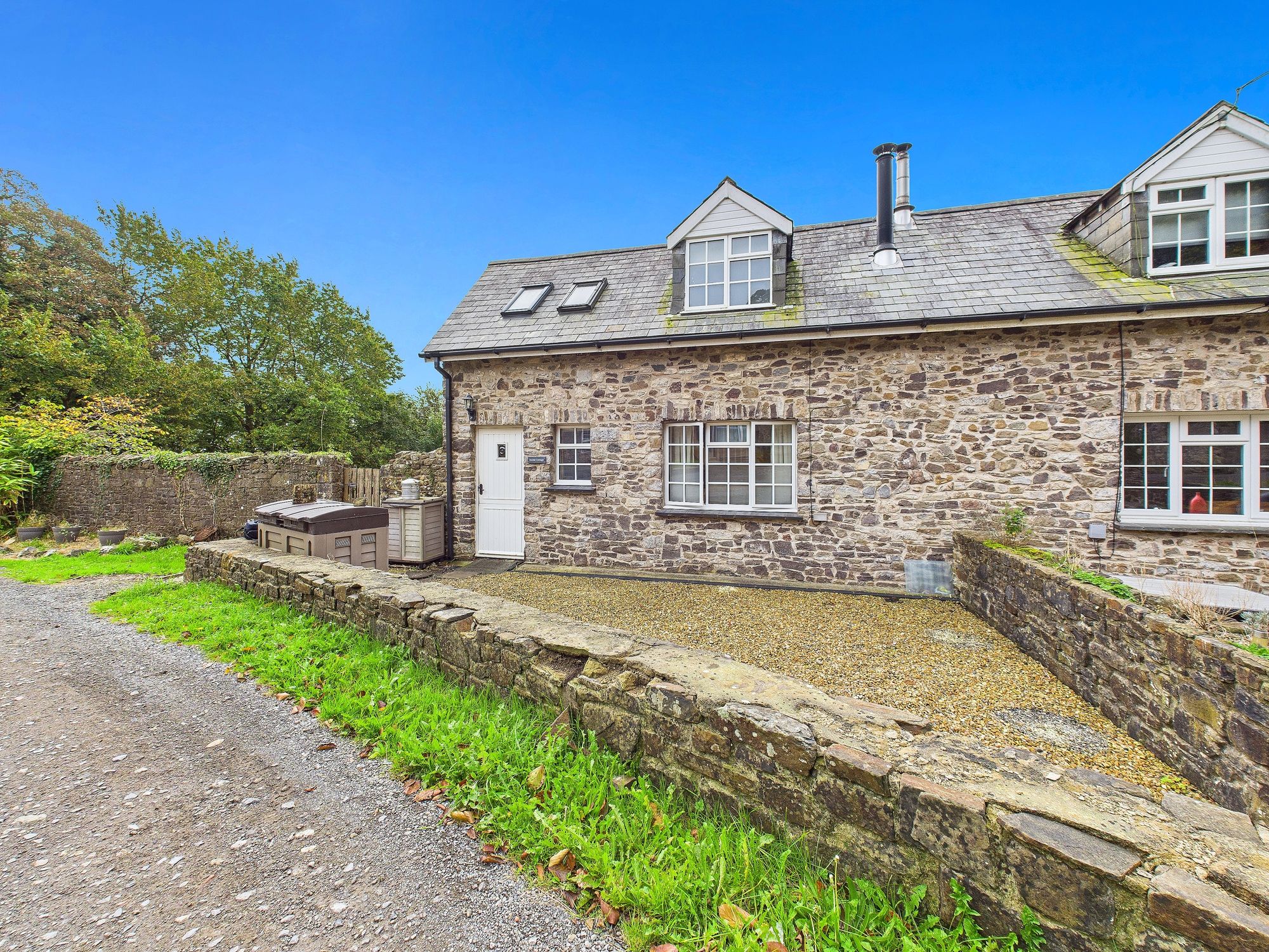 Cosheston, Paskeston Hall, SA72