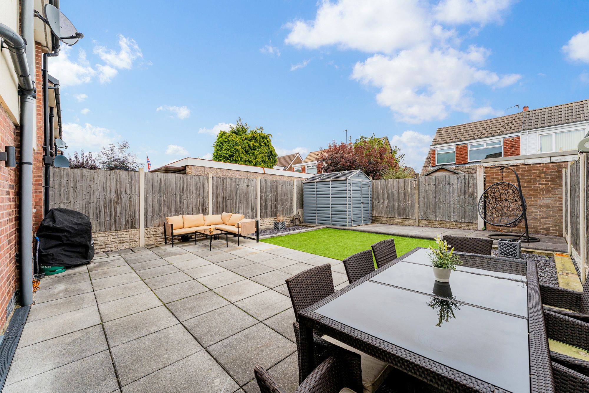 Sandiway Avenue, Widnes, WA8