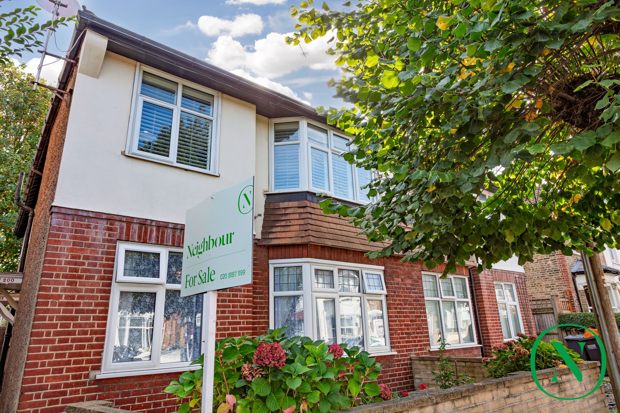 2 bedroom maisonette for sale