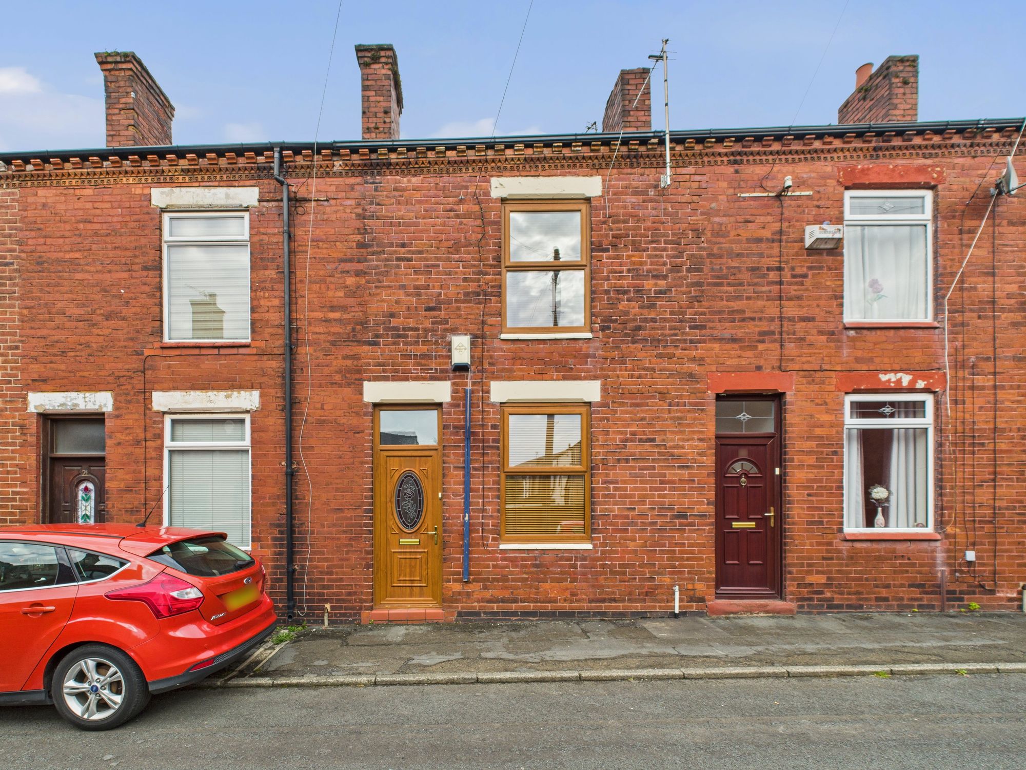 CAM05197G0 PR0132 STILL031