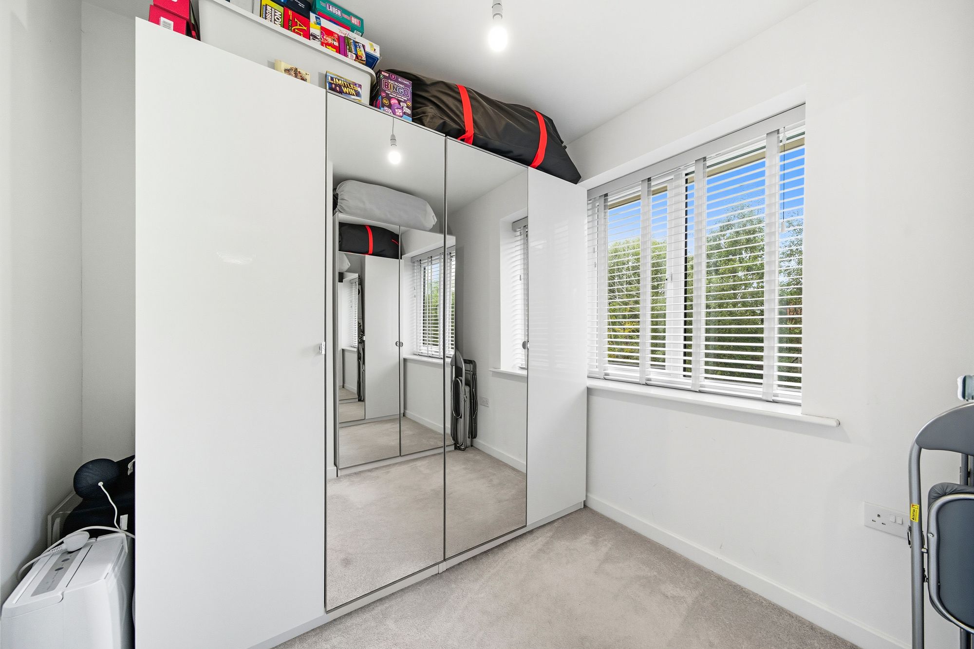 Vulcan Gate, Leigh, WN7