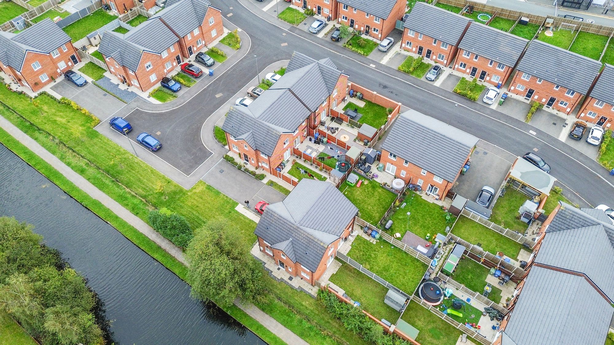 Vulcan Gate, Leigh, WN7