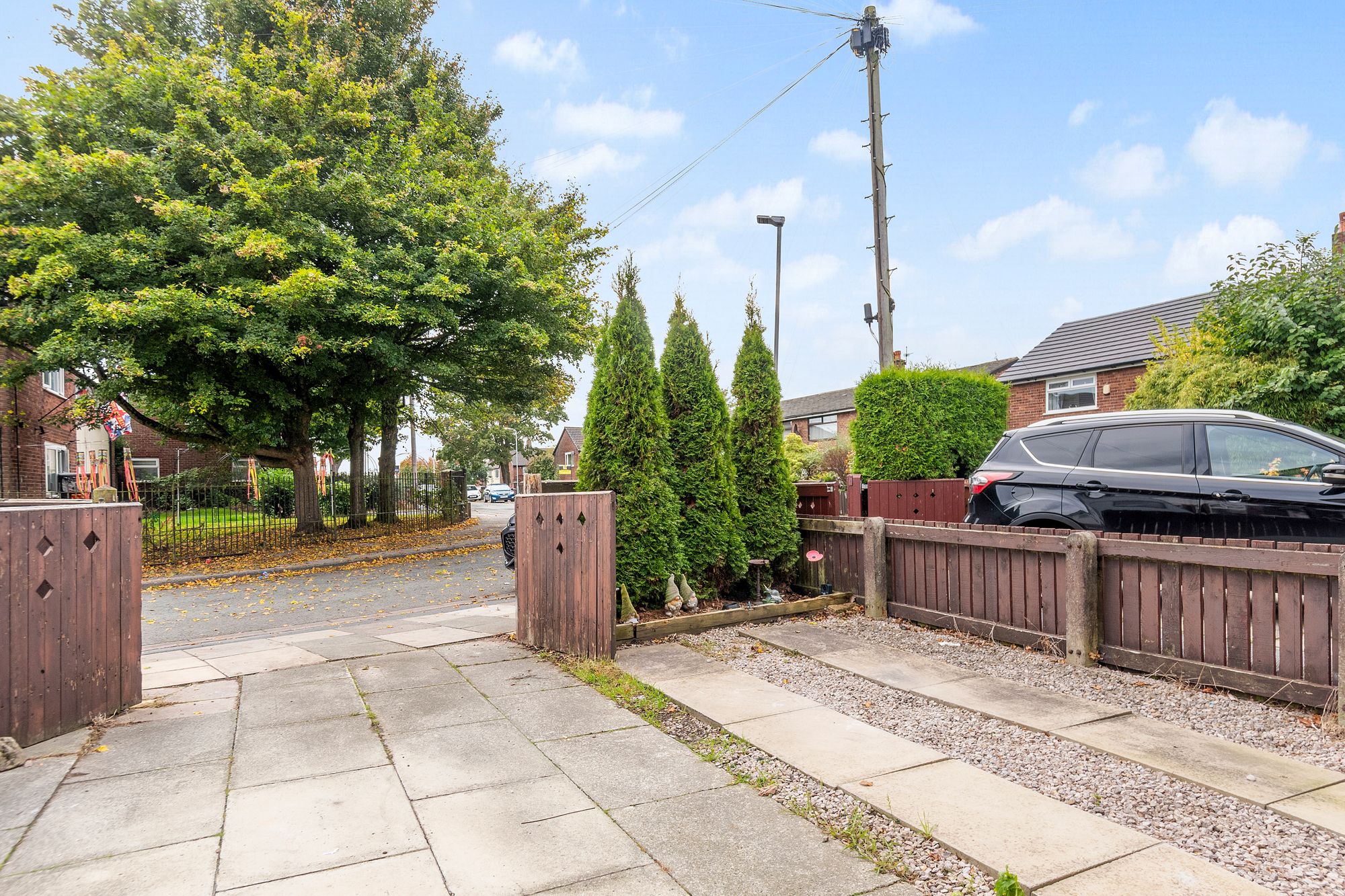 Canberra Avenue, Thatto Heath, WA9