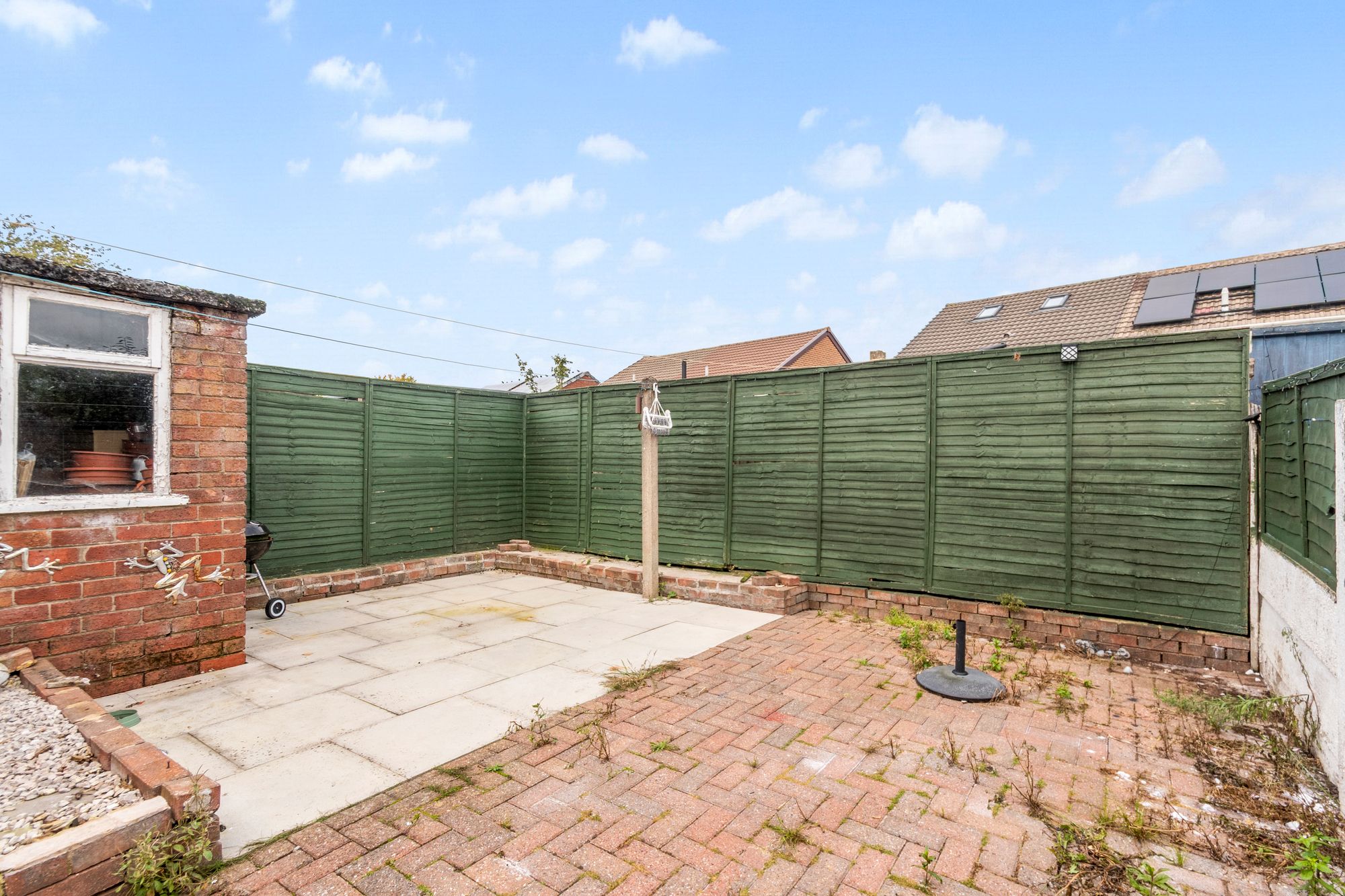 Canberra Avenue, Thatto Heath, WA9