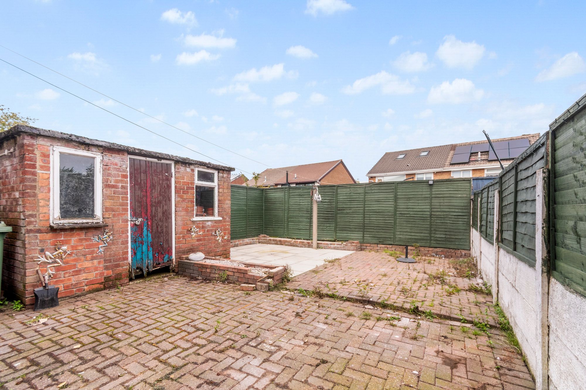 Canberra Avenue, Thatto Heath, WA9