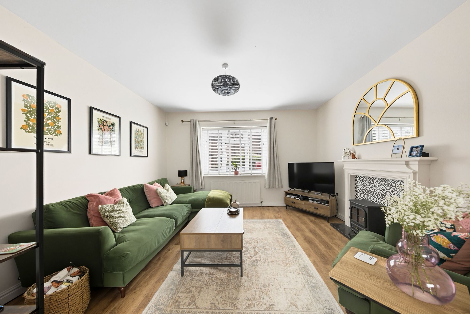 Elston Avenue, Newton-Le-Willows