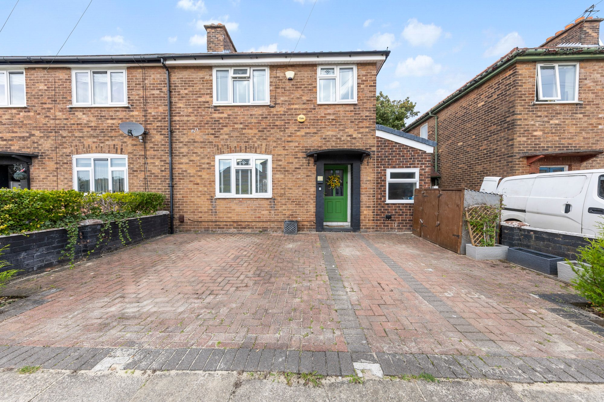 Elston Avenue, Newton-Le-Willows