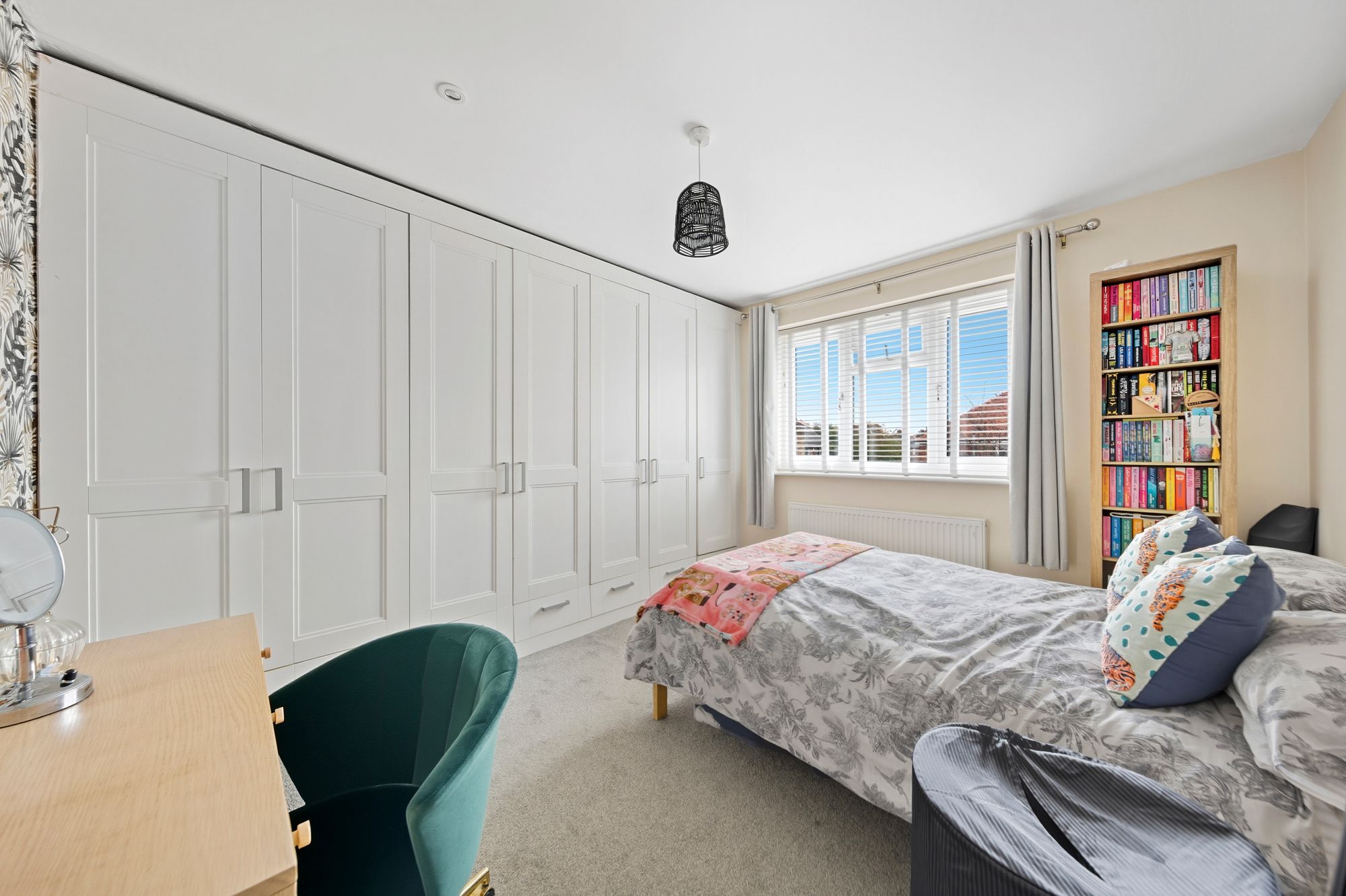 Elston Avenue, Newton-Le-Willows