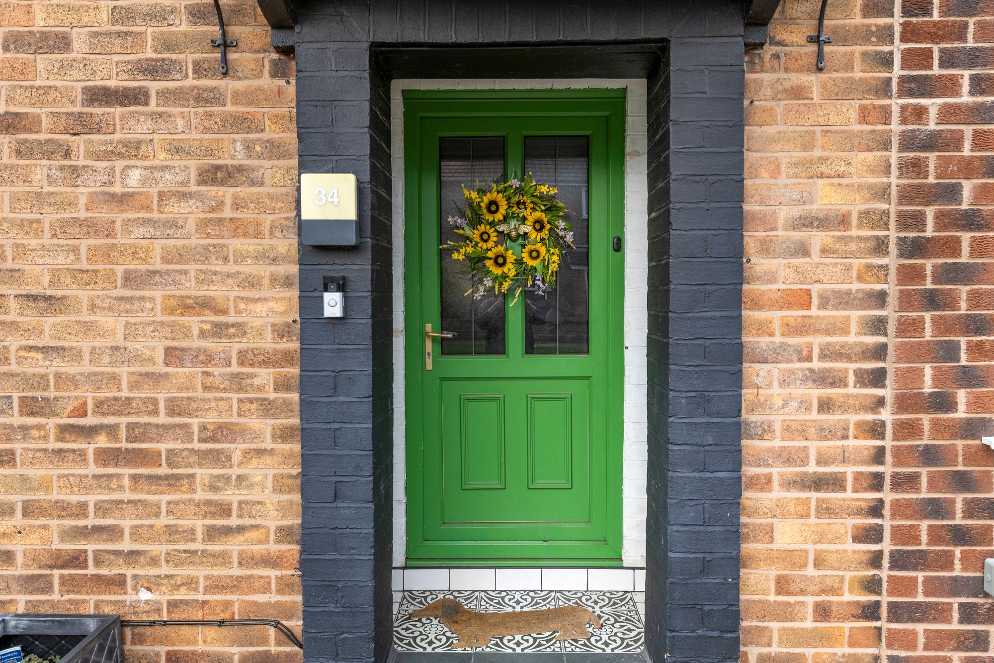 Elston Avenue, Newton-Le-Willows