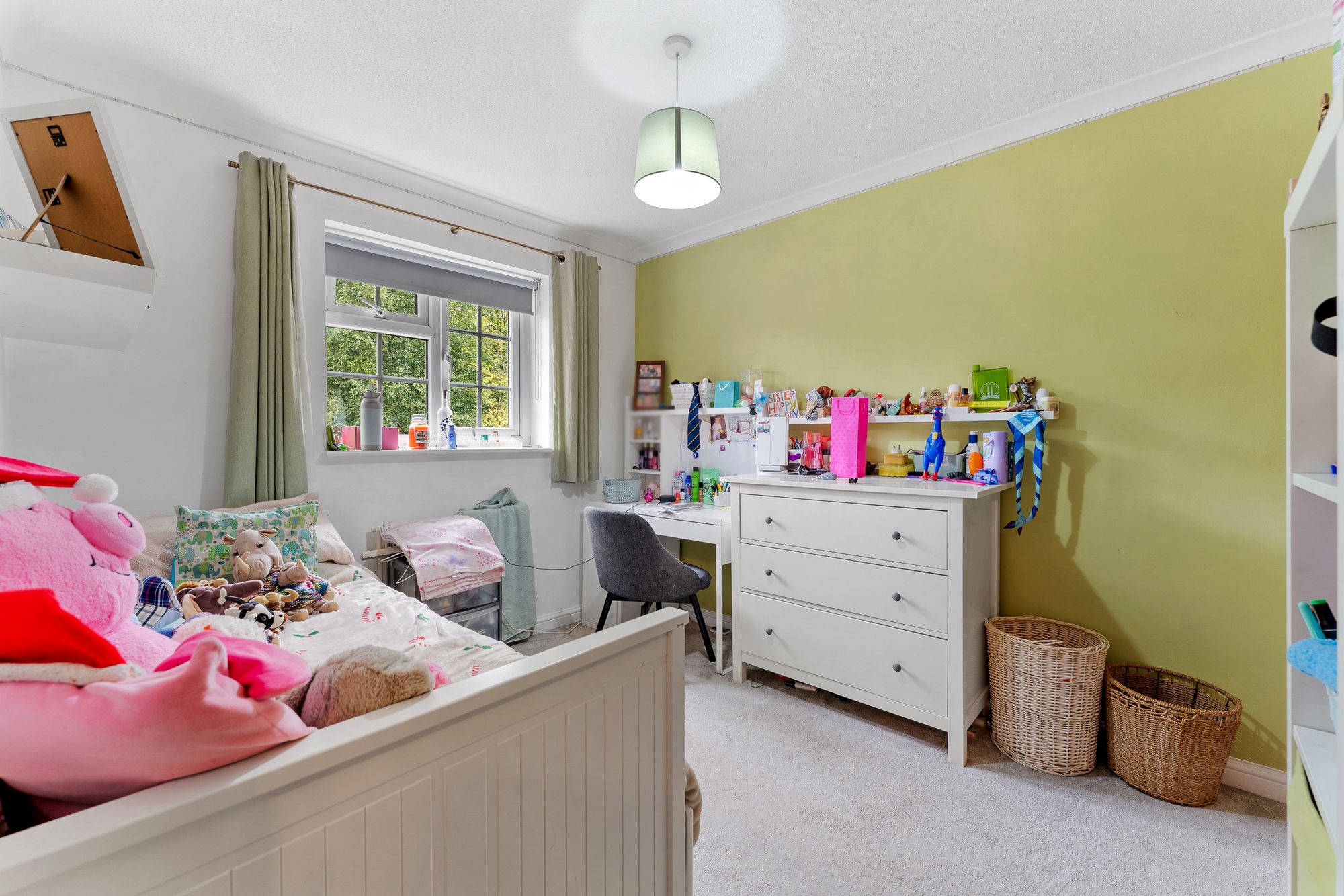 Dorchester Park, Runcorn, WA7