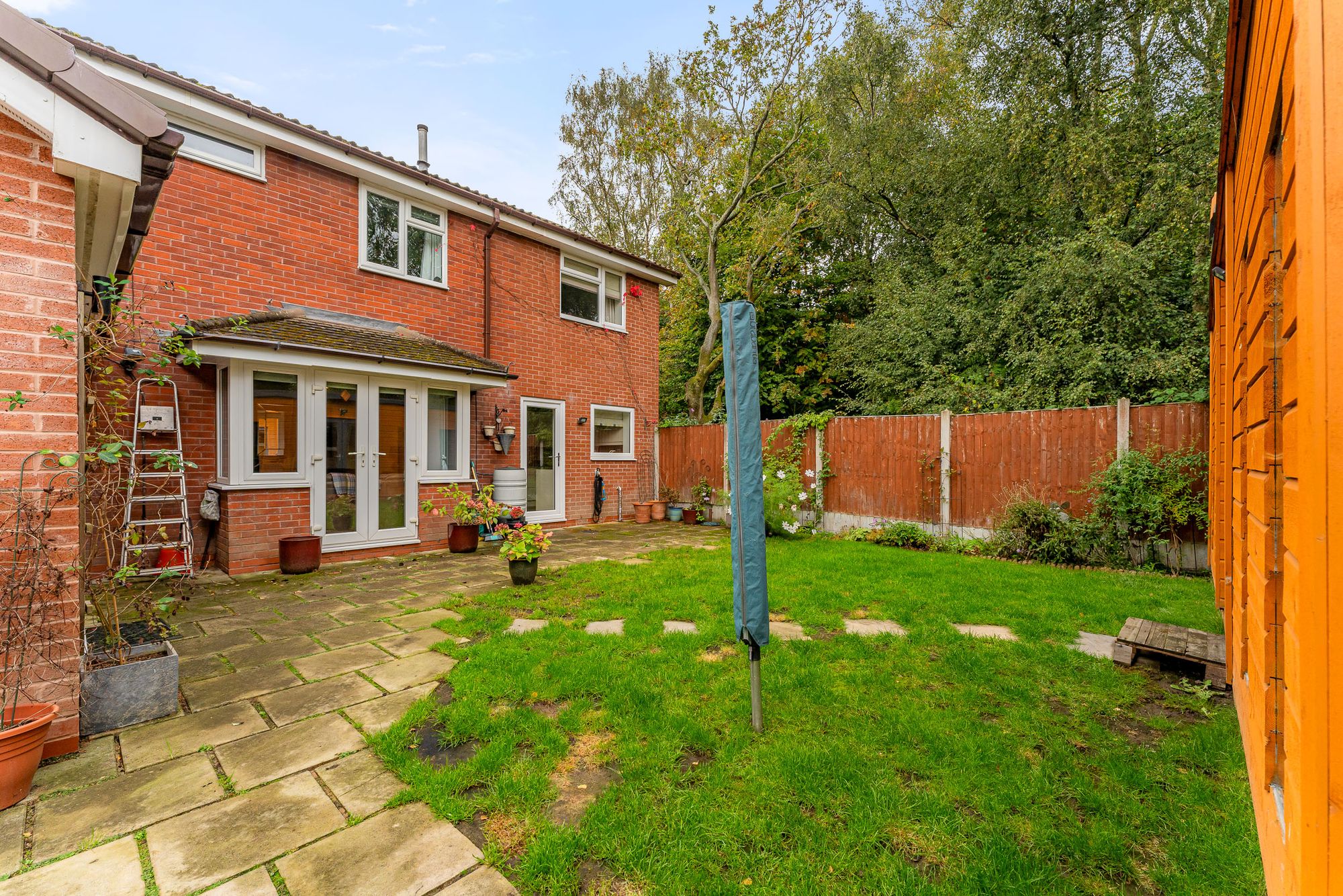 Dorchester Park, Runcorn, WA7