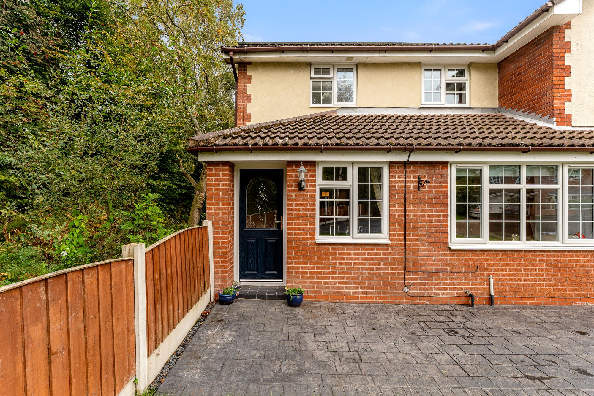 Dorchester Park, Runcorn, WA7