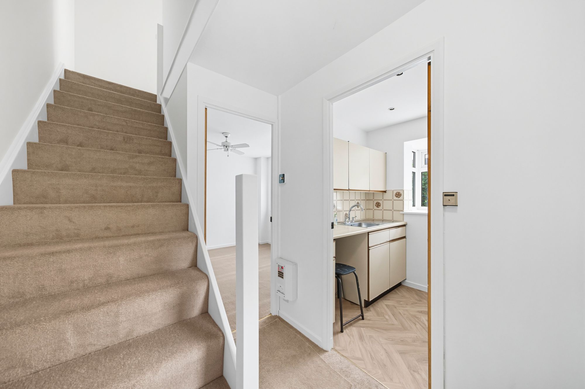 Kinross Close, Fearnhead, WA2