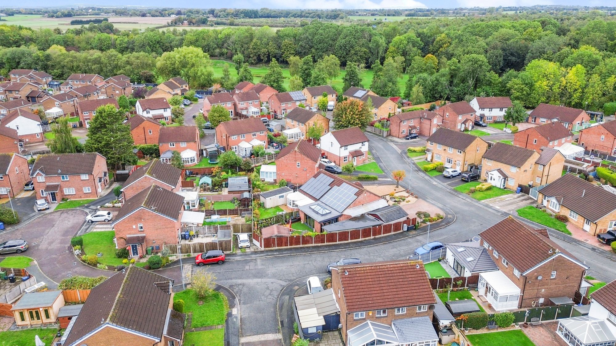 Kinross Close, Fearnhead, WA2