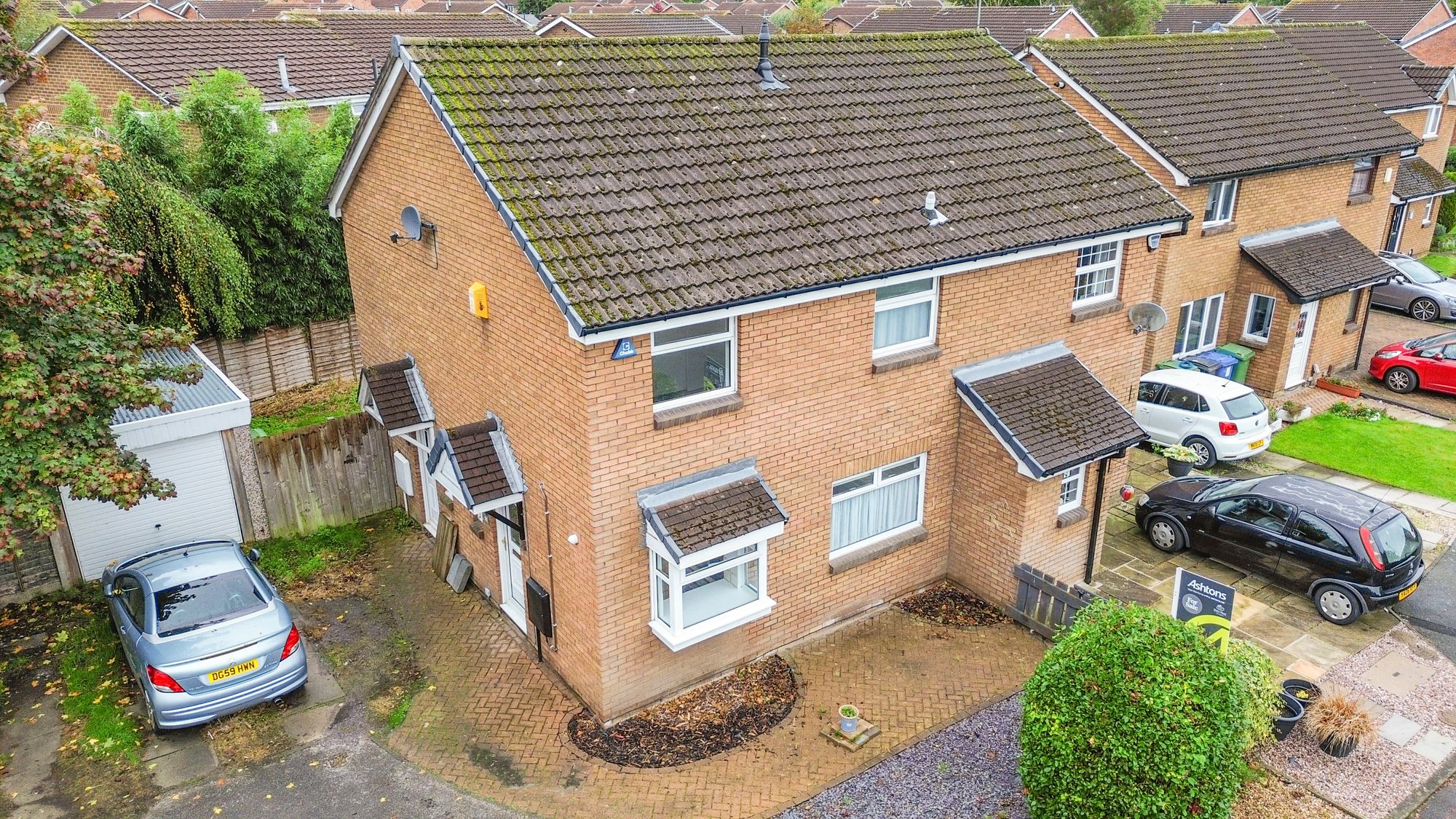 Kinross Close, Fearnhead, WA2