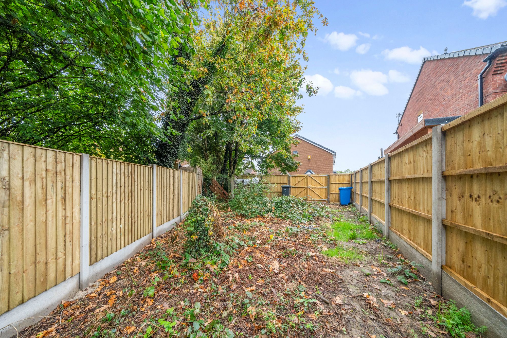 Kinross Close, Fearnhead, WA2