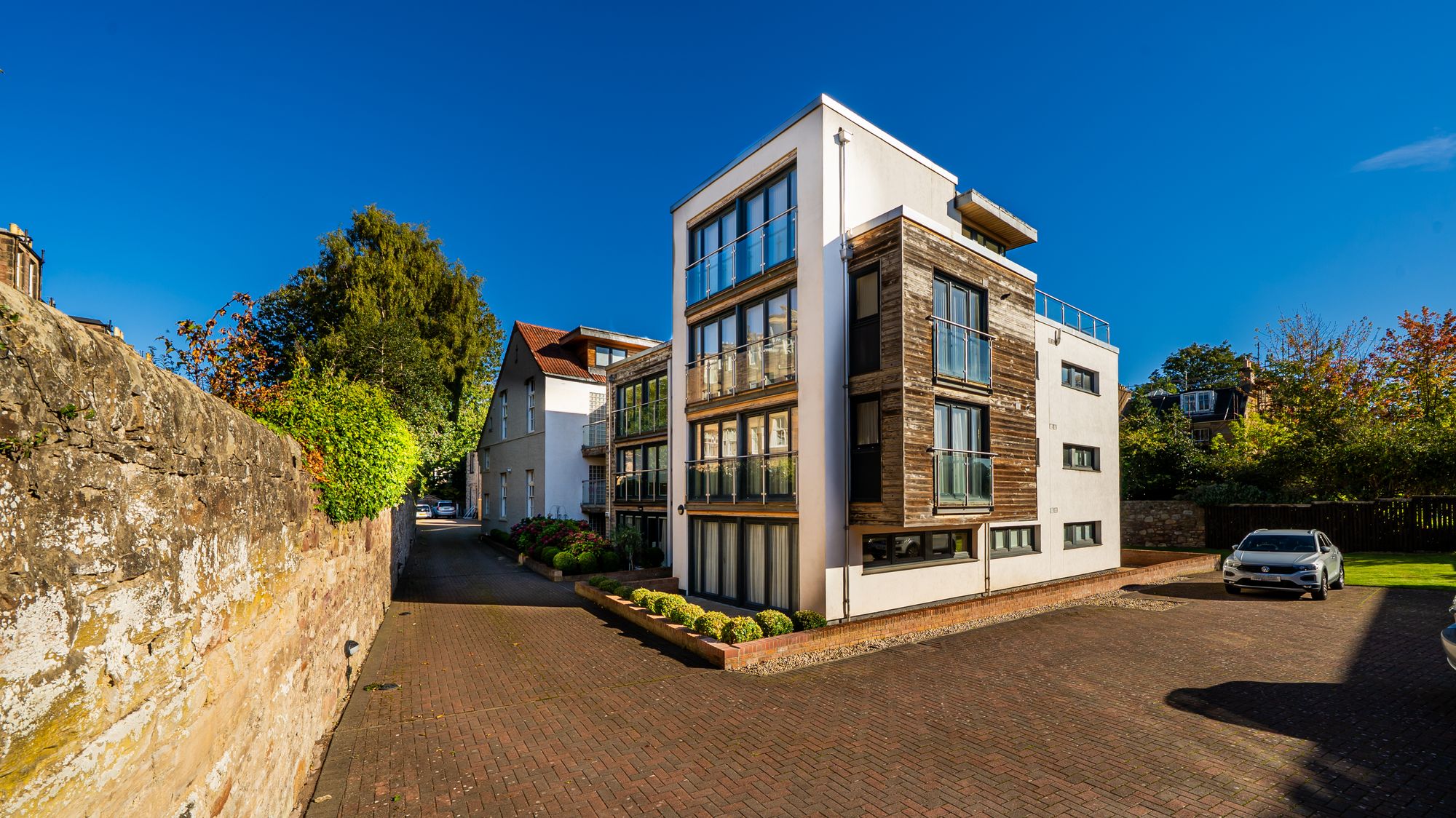 Falcon Lane, Edinburgh, EH10