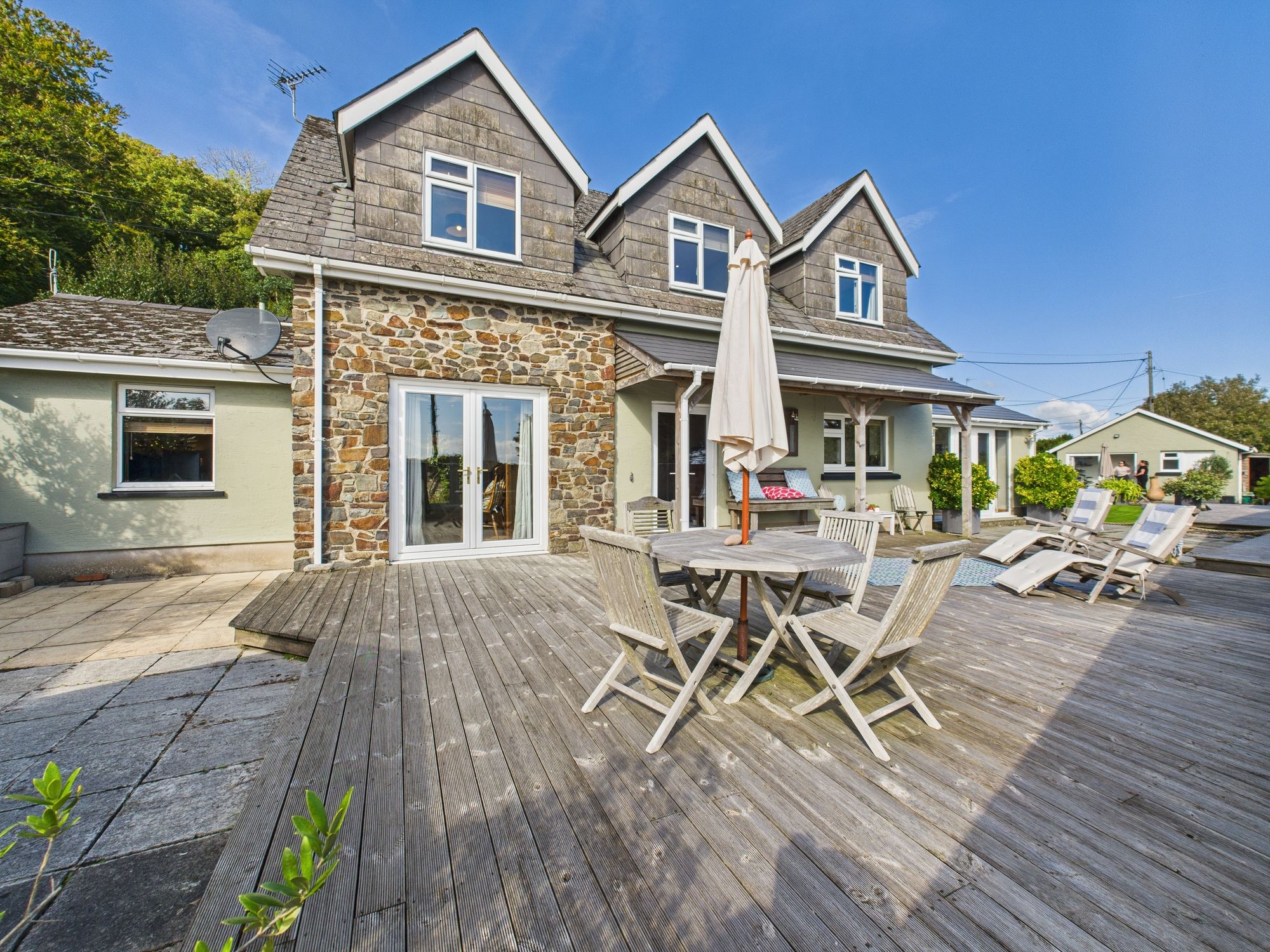 Coed Mor, Penally, SA70 7PR