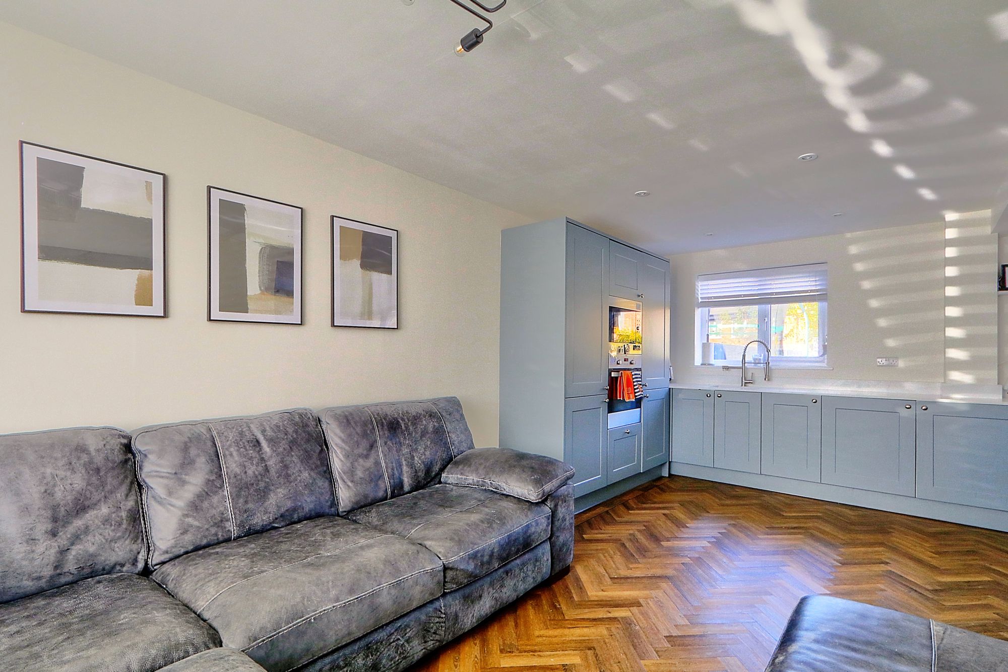 _MG_0203_4_5_Enhancer